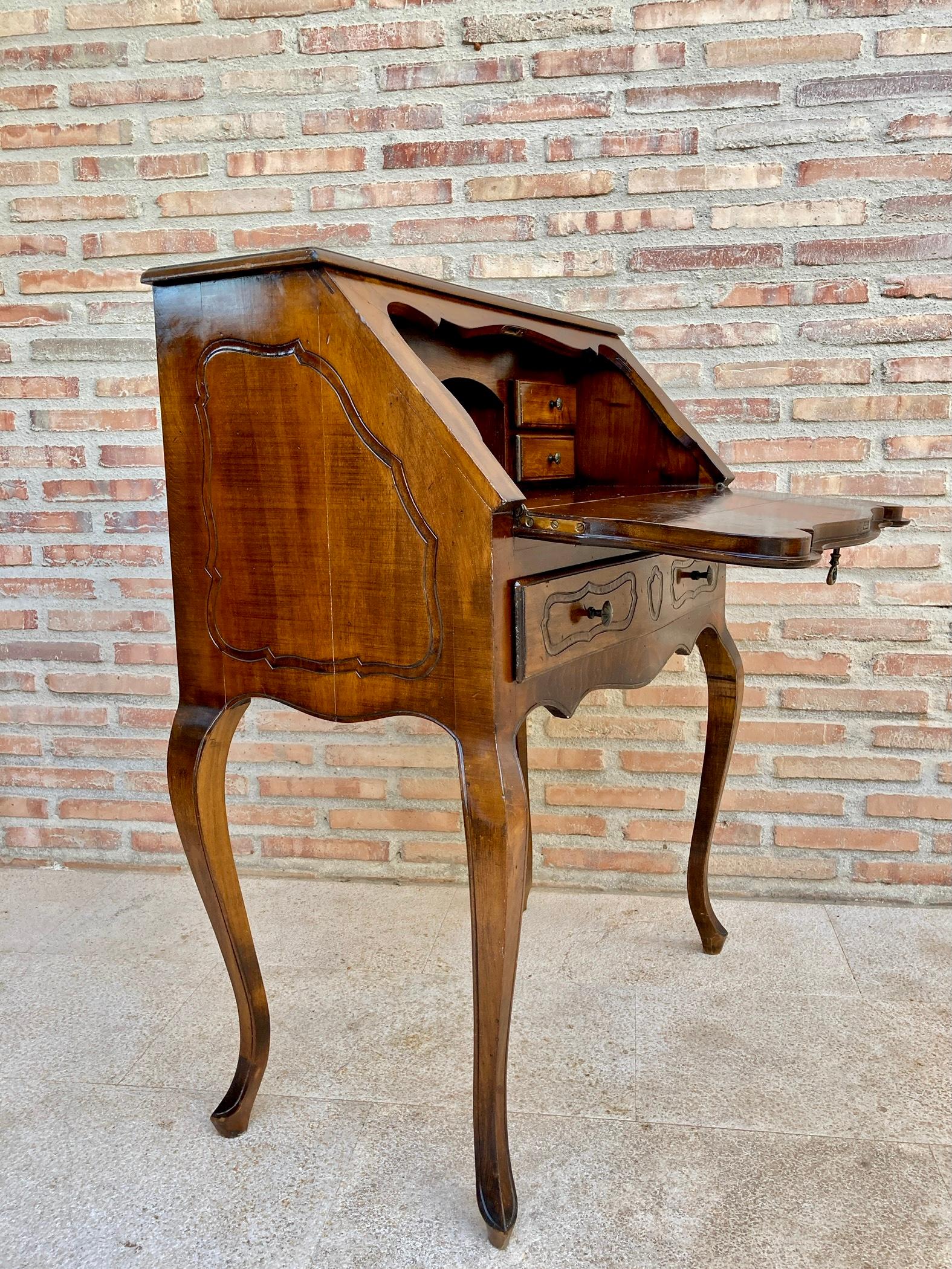 Louis XV Style Folding Desk with One Drawer, 1950 In Good Condition For Sale In Miami, FL