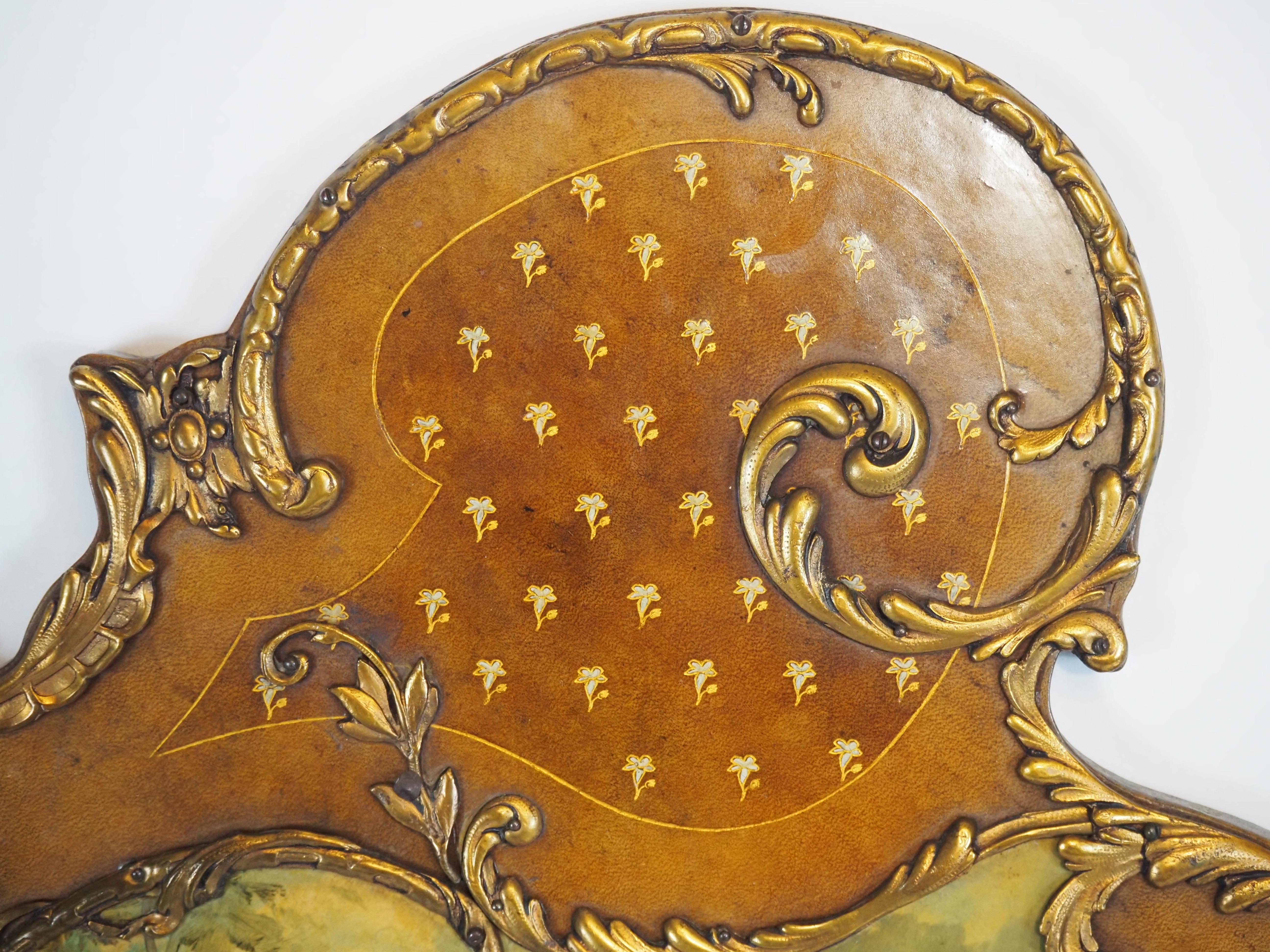 Paravento pieghevole in stile Luigi XV decorato con scene di caccia, tasche per le lettere in vendita 4