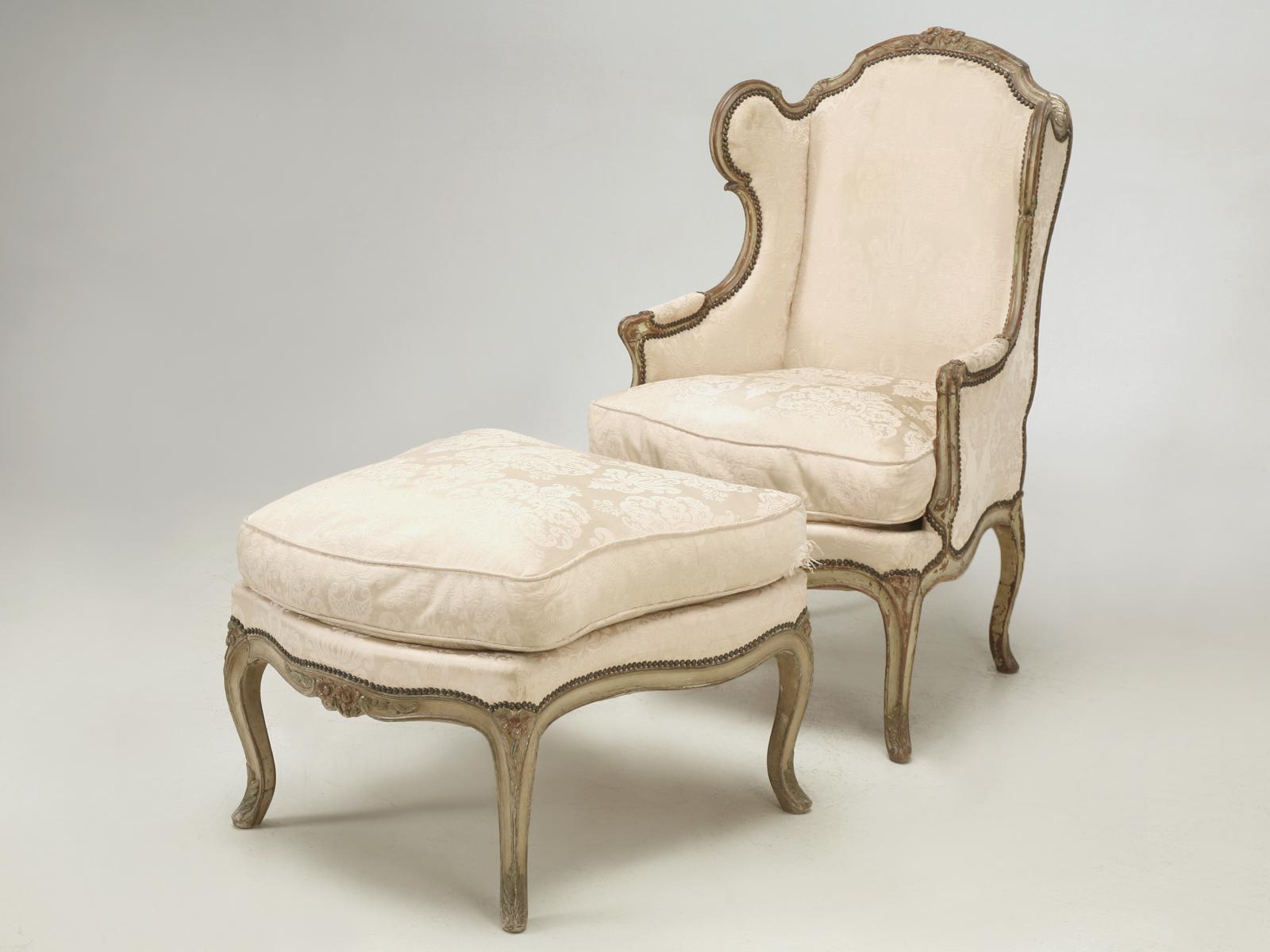 French Bergere, model Duchesse Brisee and probably made in the late 1800s'. Absolutely beautiful in all Original Paint that simply could not be duplicated. Proper Down Filled Cushions with some very tired old fabric covering them. Structurally solid