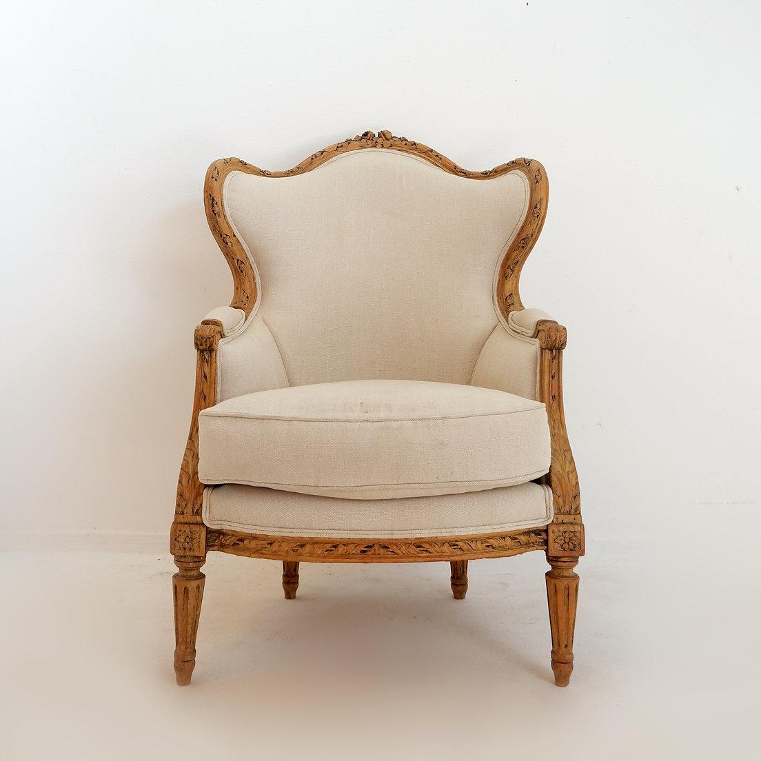 Bergère française à ailes de style Louis XV - 20ème en vente 1