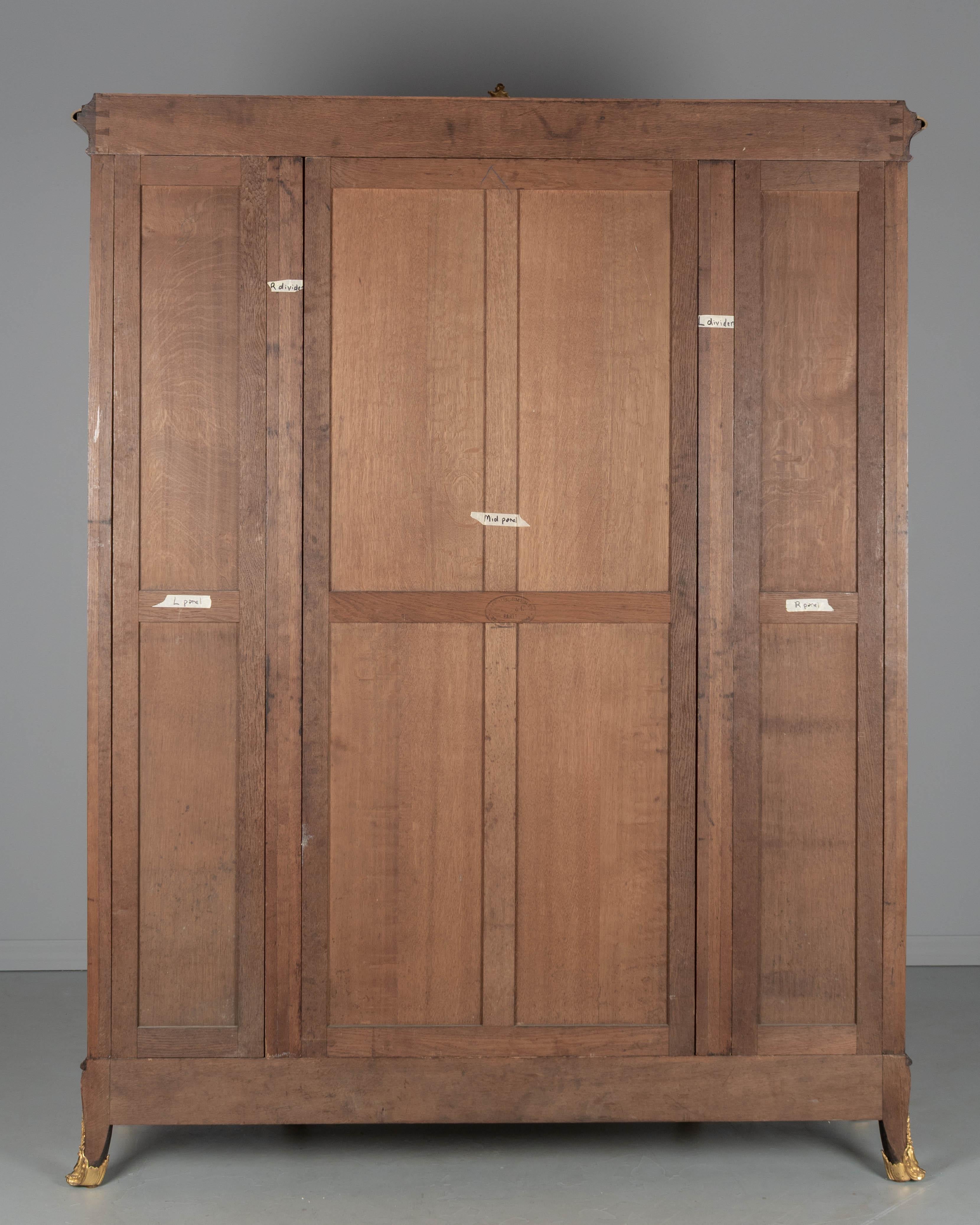 Bibliotheque o cabinet francese in stile Luigi XV di Schmit & Cie In condizioni buone in vendita a Winter Park, FL
