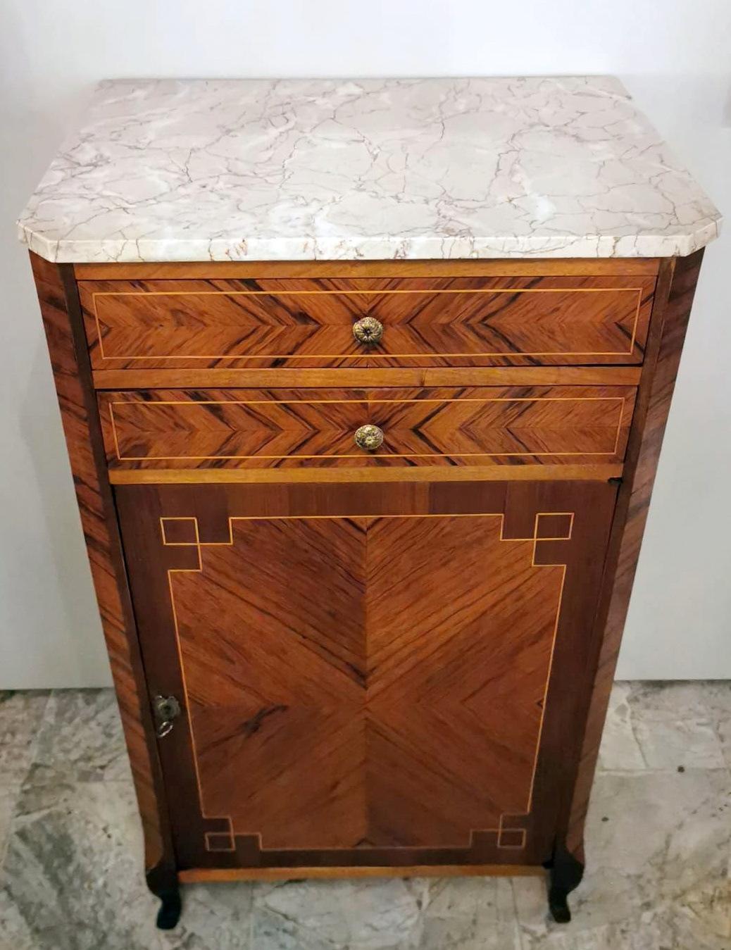 Louis XV Style French Cabinet with Giallo Siena Marble Top In Good Condition For Sale In Prato, Tuscany