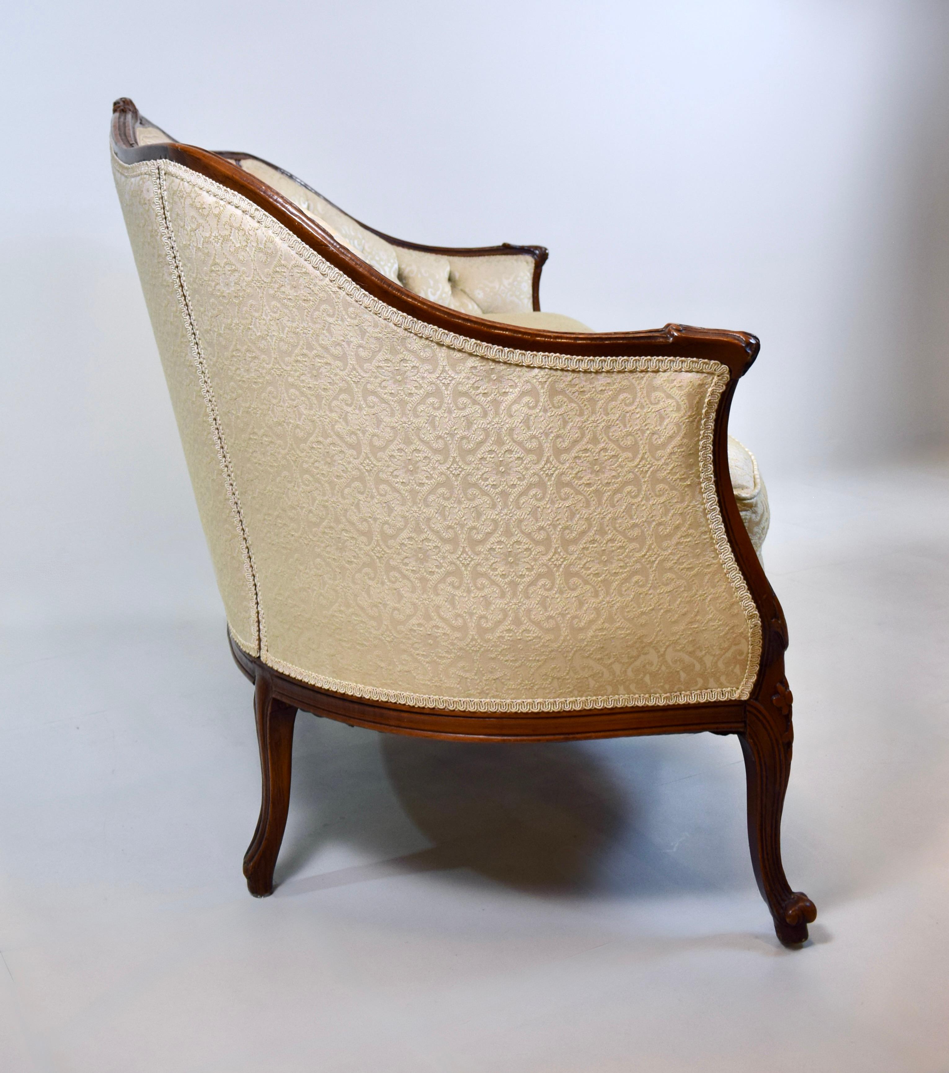 Louis XV Style French Canape Loveseat in vendita 2