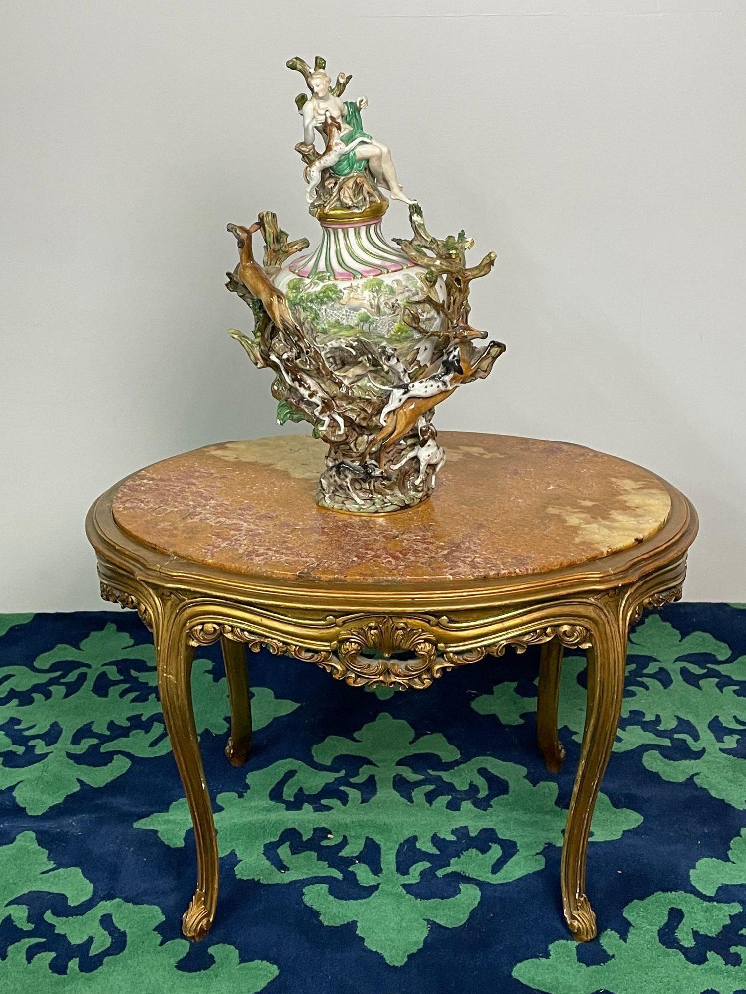 Louis XV Style French Center, End Table, Giltwood, Marble Top, Accent Table For Sale 5