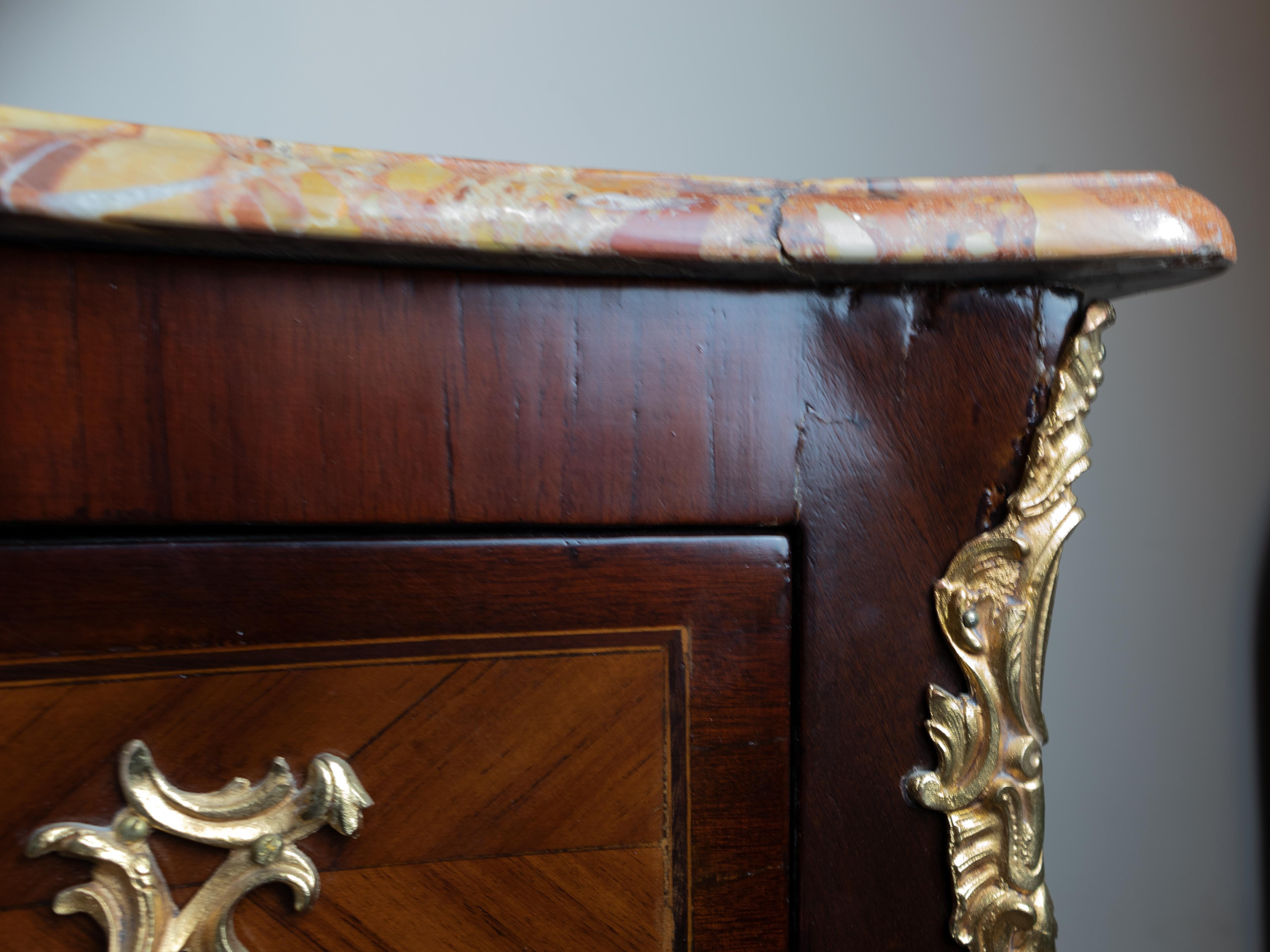 Louis XV Style French Chest of Drawers, 20th Century For Sale 3