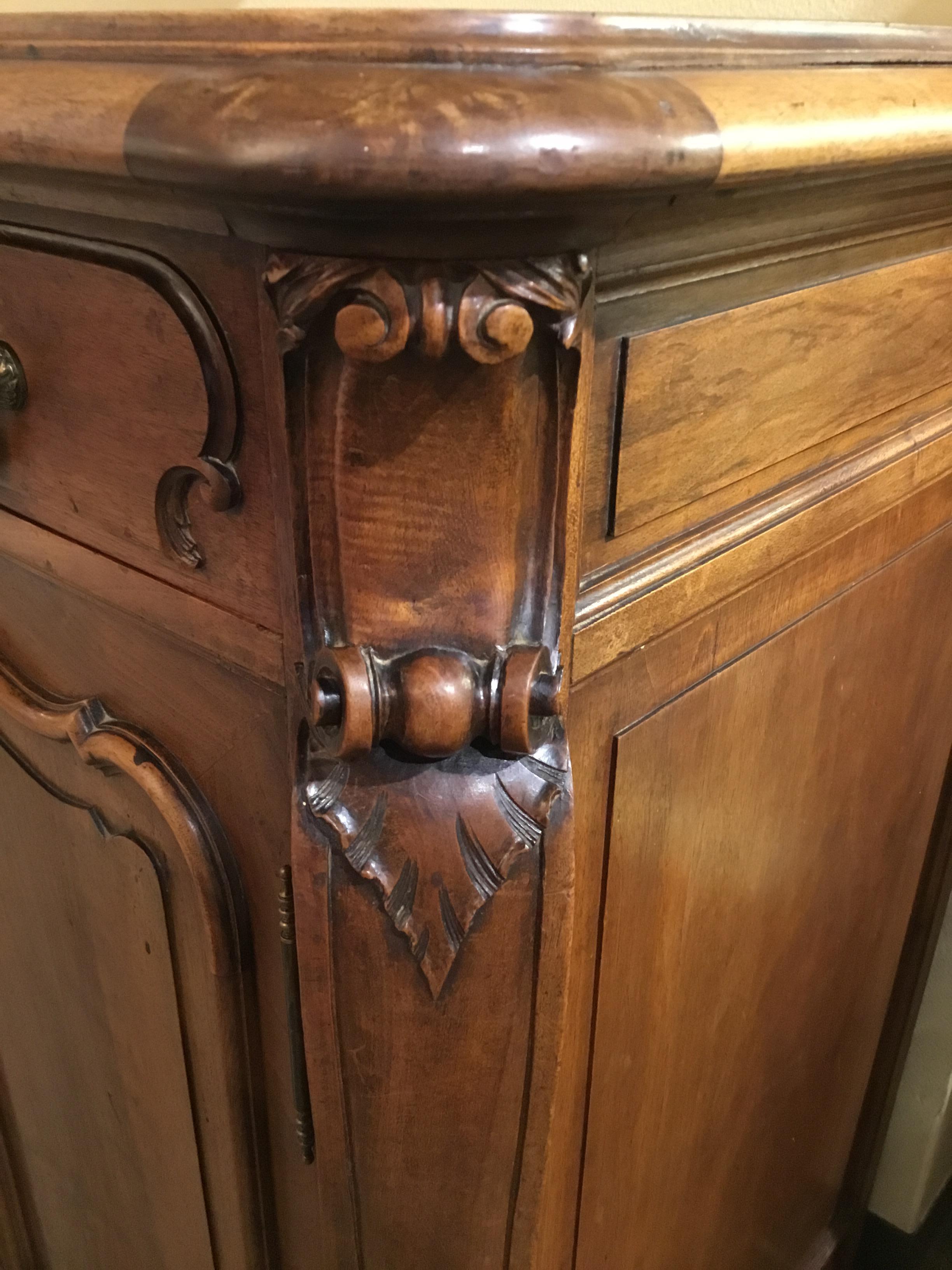 Louis XV-Style French Country Carved Walnut Sideboard or Buffet, Signed In Good Condition In Houston, TX
