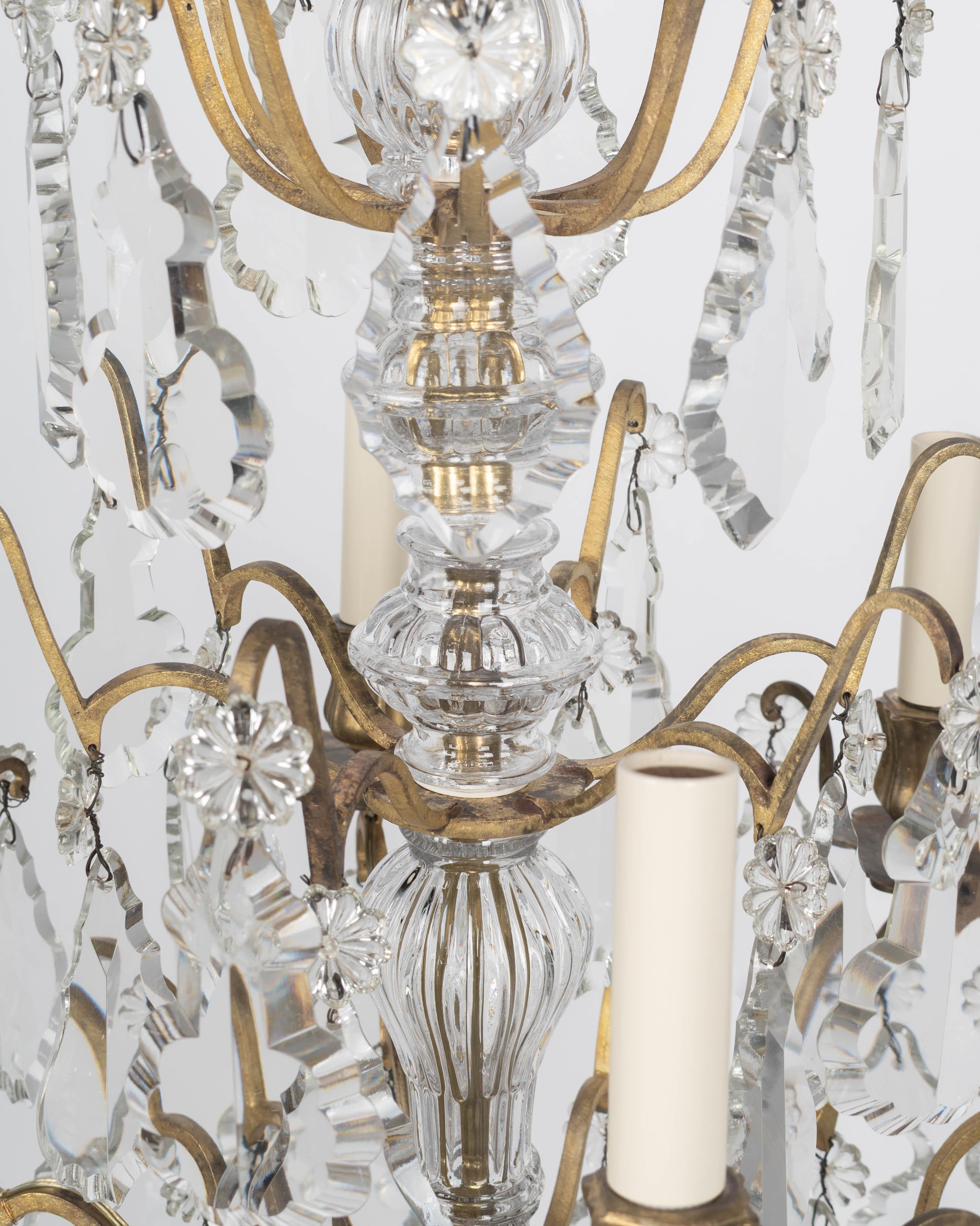 Lustre en cristal français de style Louis XV en vente 7