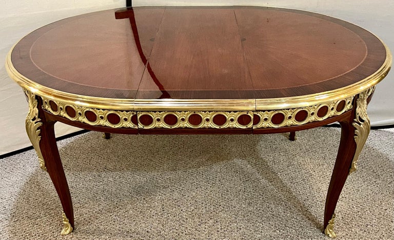 Louis XV Style French Dining Table, Bronze Mounted Starburst Top, Refinished For Sale 1