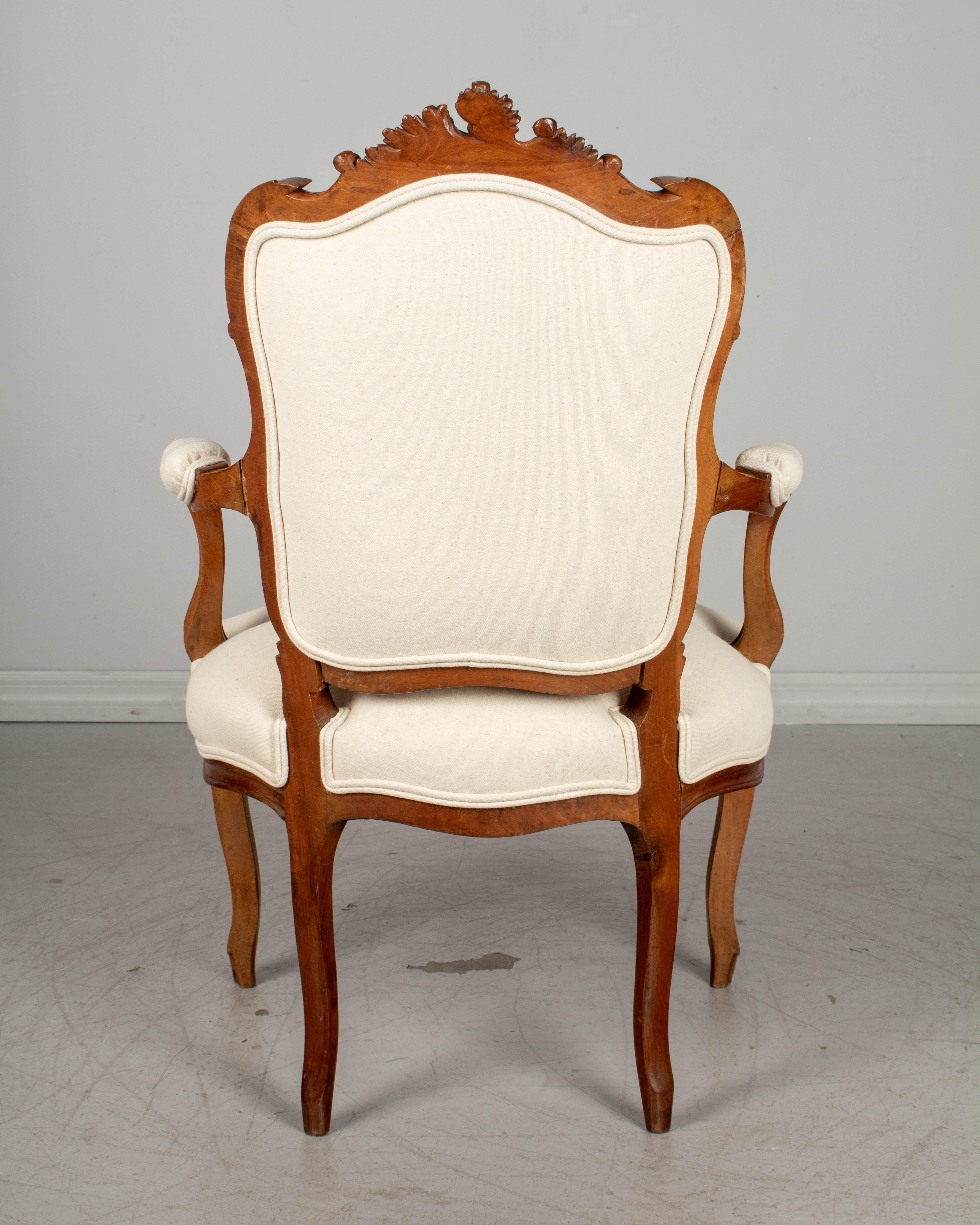 Louis XV Style French Fauteuil Armchair In Good Condition In Winter Park, FL