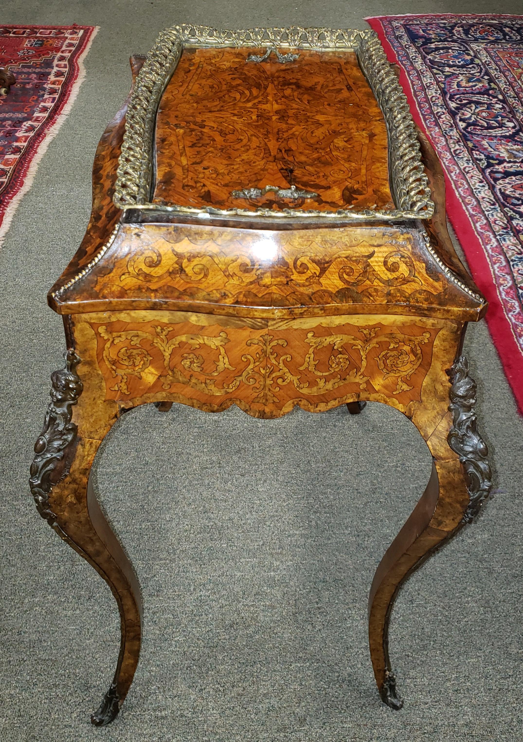 Louis XV Style French Kingwood and Amboyna Marquetry Jardinière 4