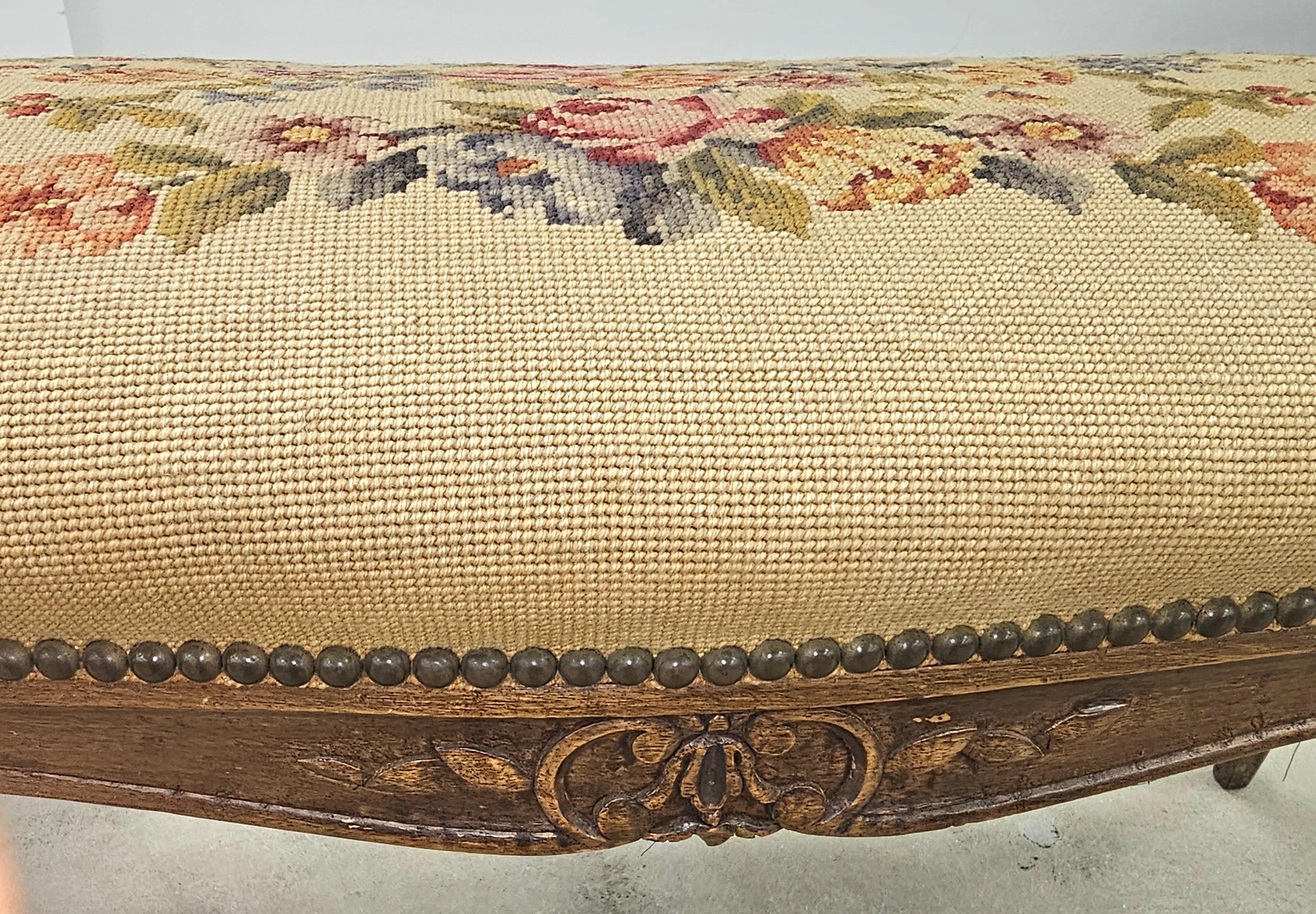 Louis XV Style Fruitwood and Needlepoint Upholstered Bench In Good Condition For Sale In Germantown, MD