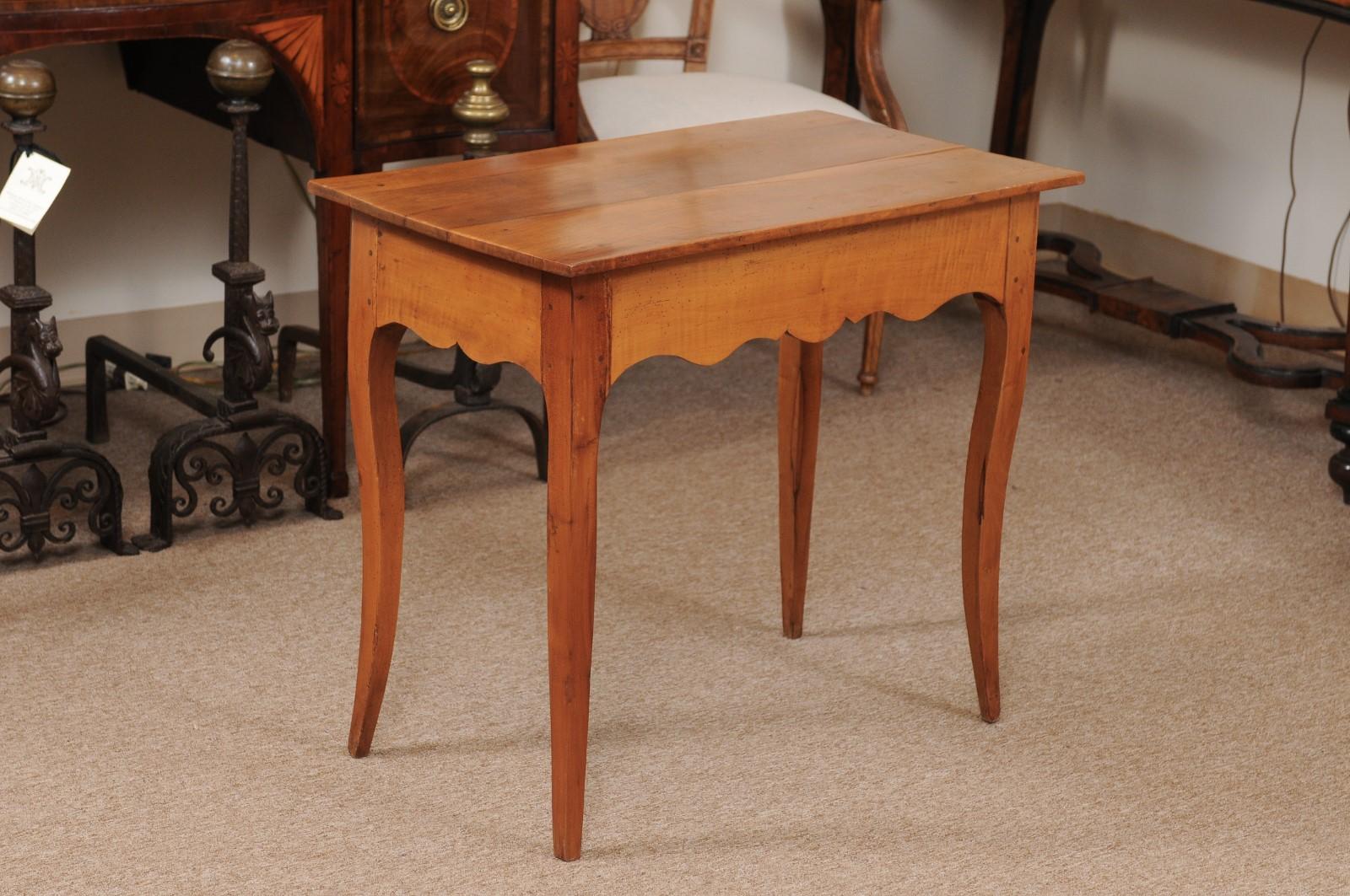 Louis XV Style Fruitwood Side Table with Drawer, 19th Century France For Sale 7