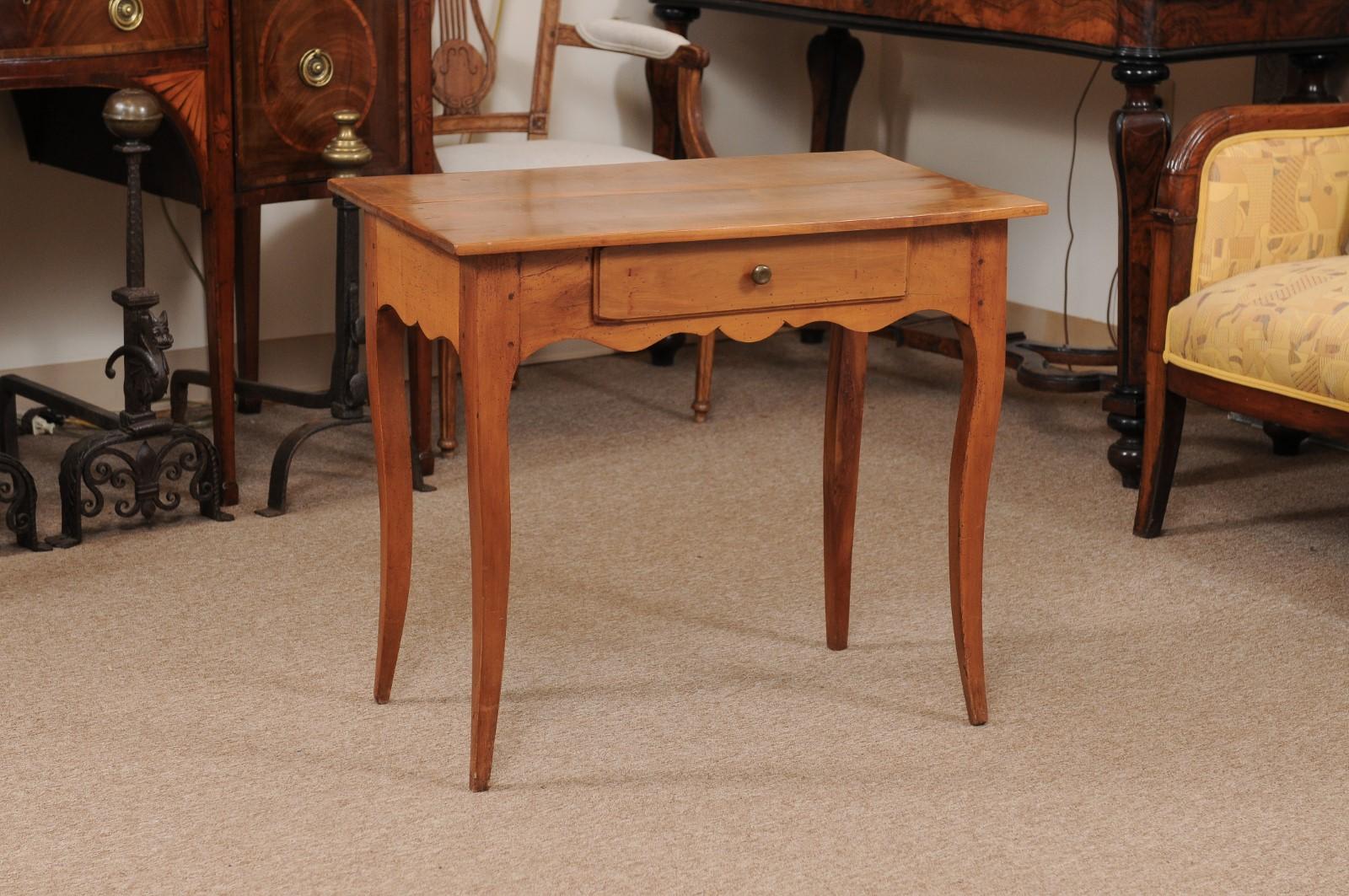 French Louis XV Style Fruitwood Side Table with Drawer, 19th Century France For Sale