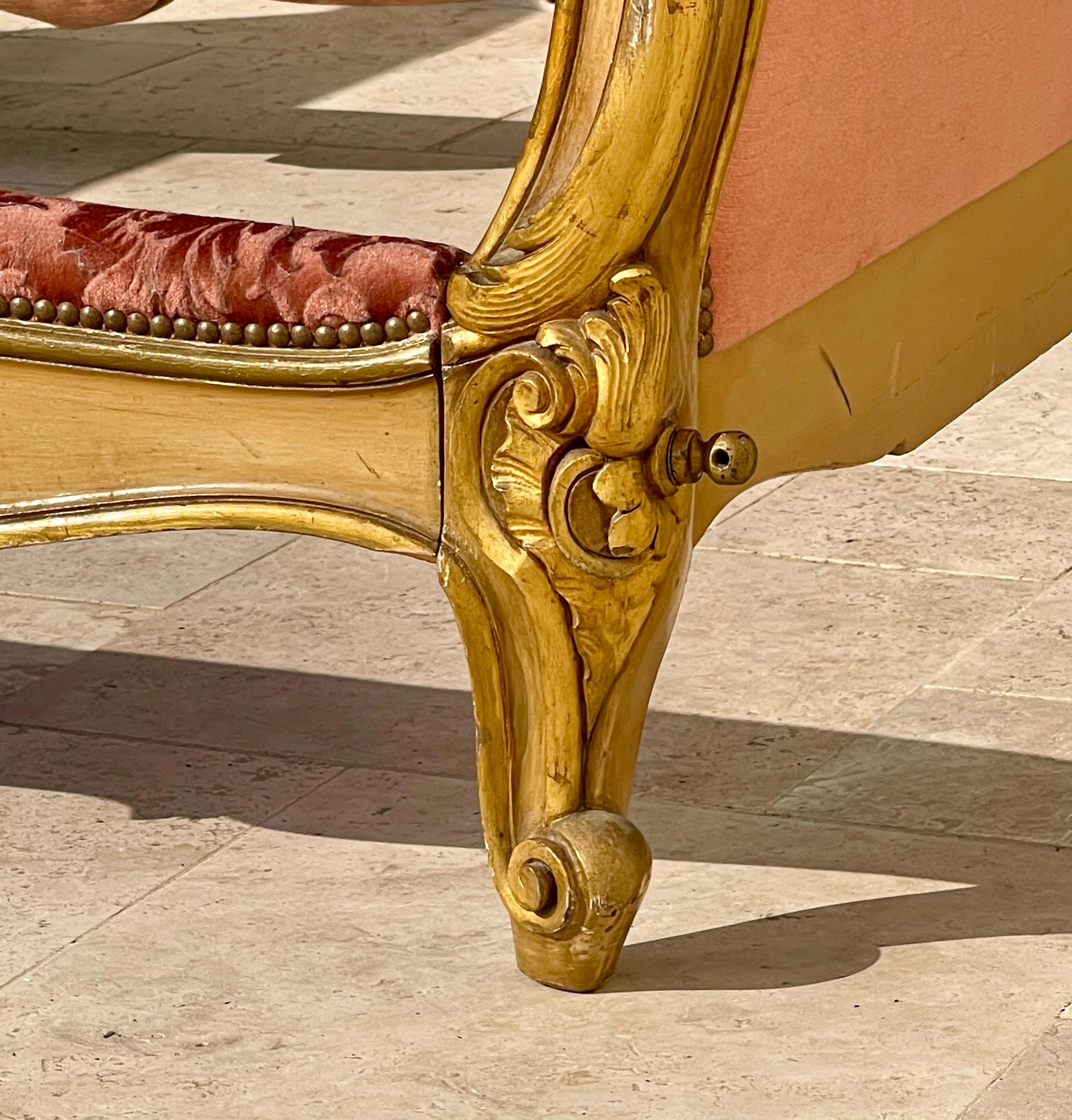 Louis XV Stil Vergoldetes Wood Bett im Angebot 12