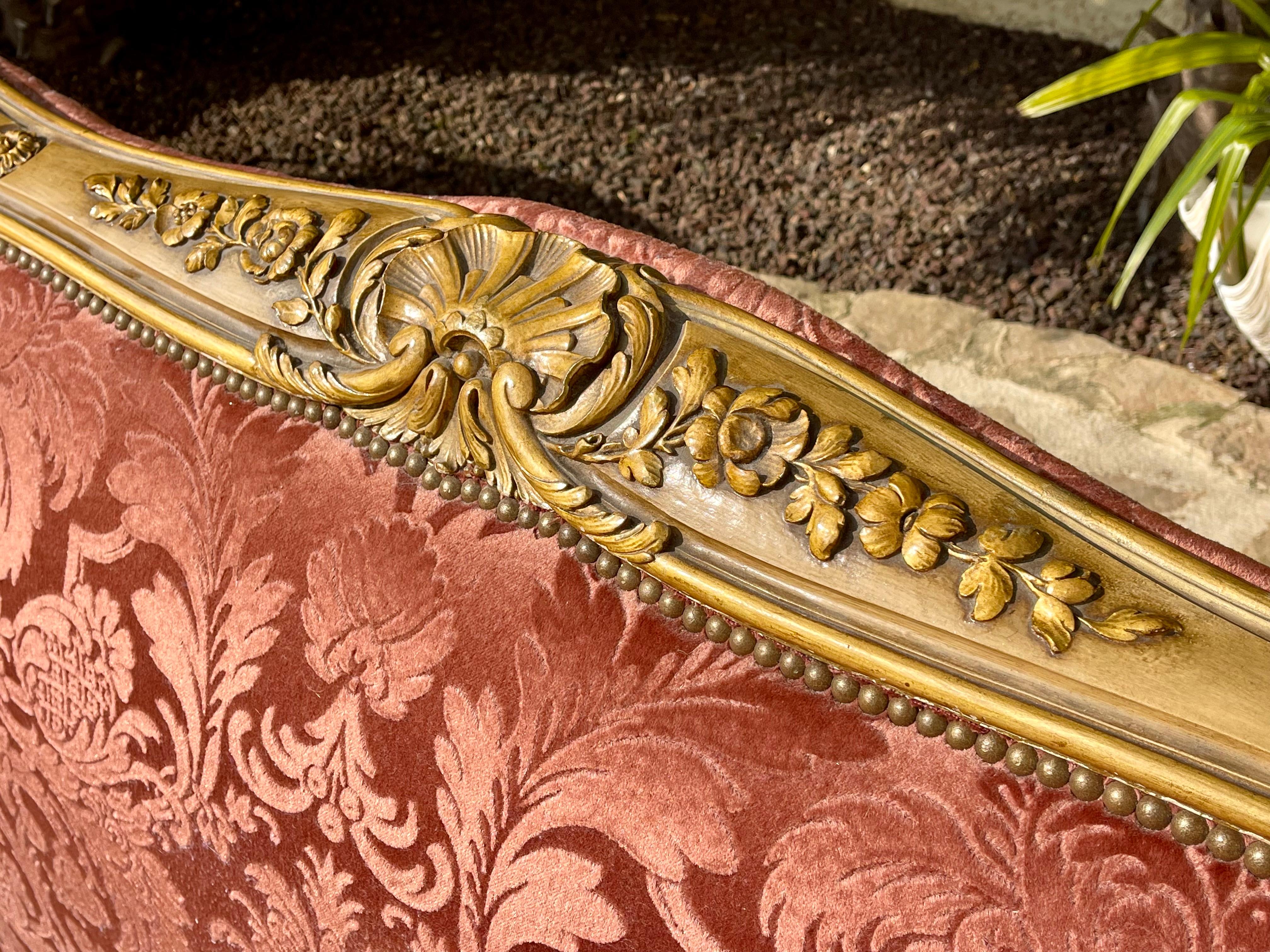 Louis XV Stil Vergoldetes Wood Bett (Französisch) im Angebot