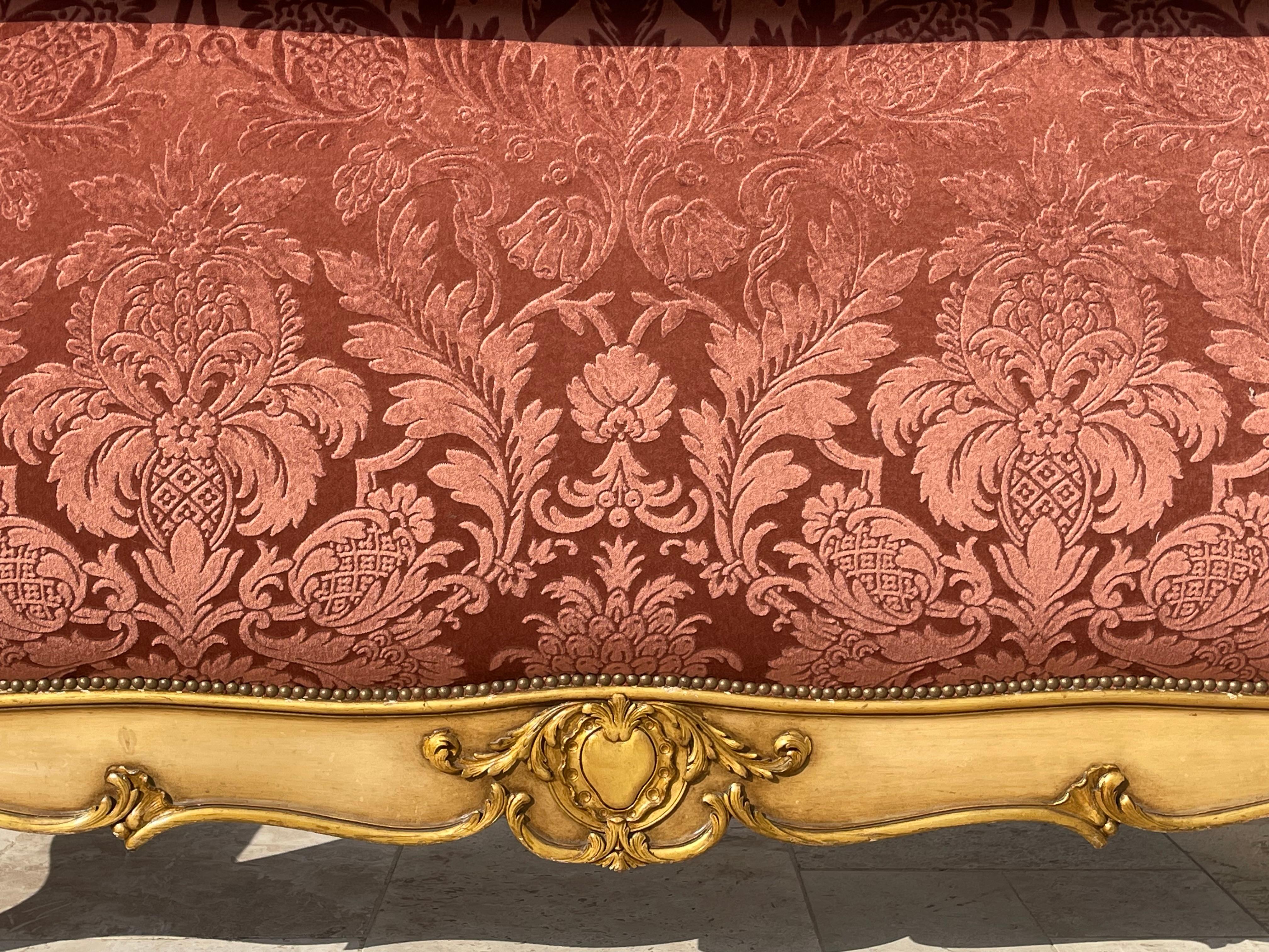 Louis XV Stil Vergoldetes Wood Bett im Angebot 1