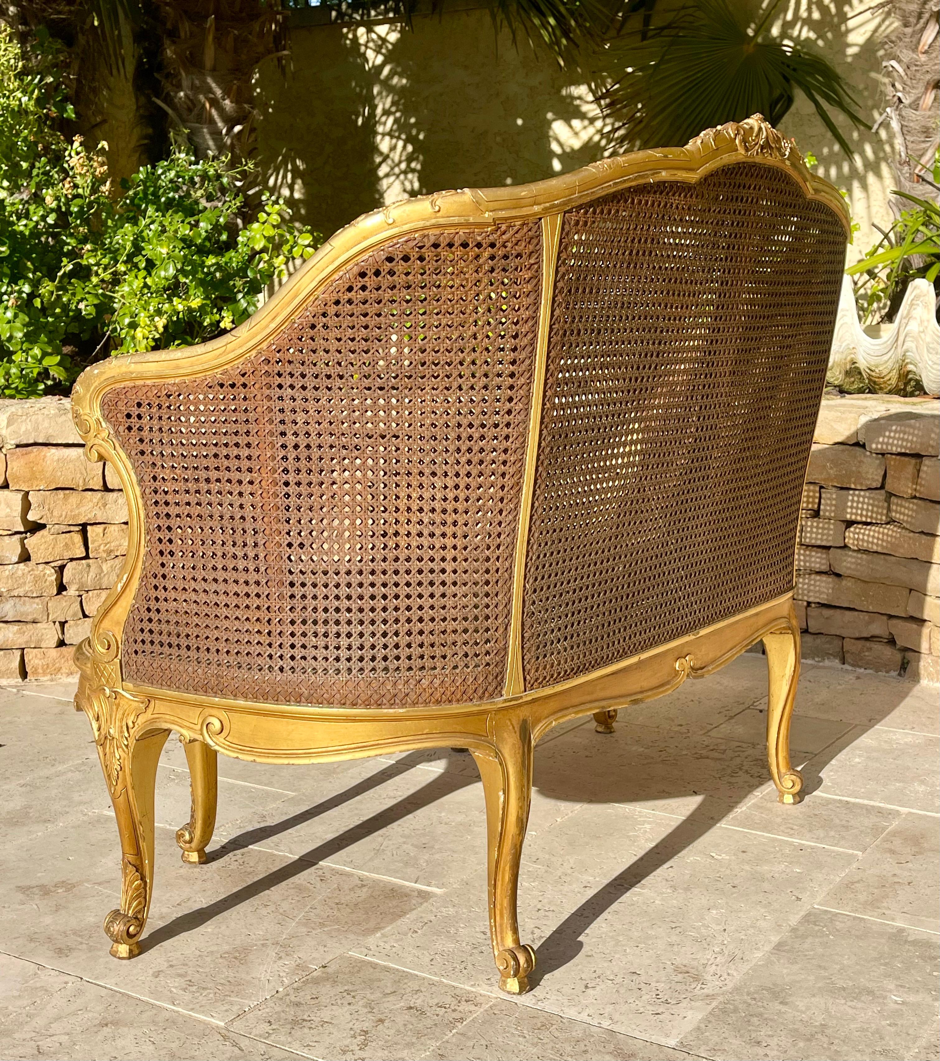 Louis XV Style Gilded Wood Bench en vente 9