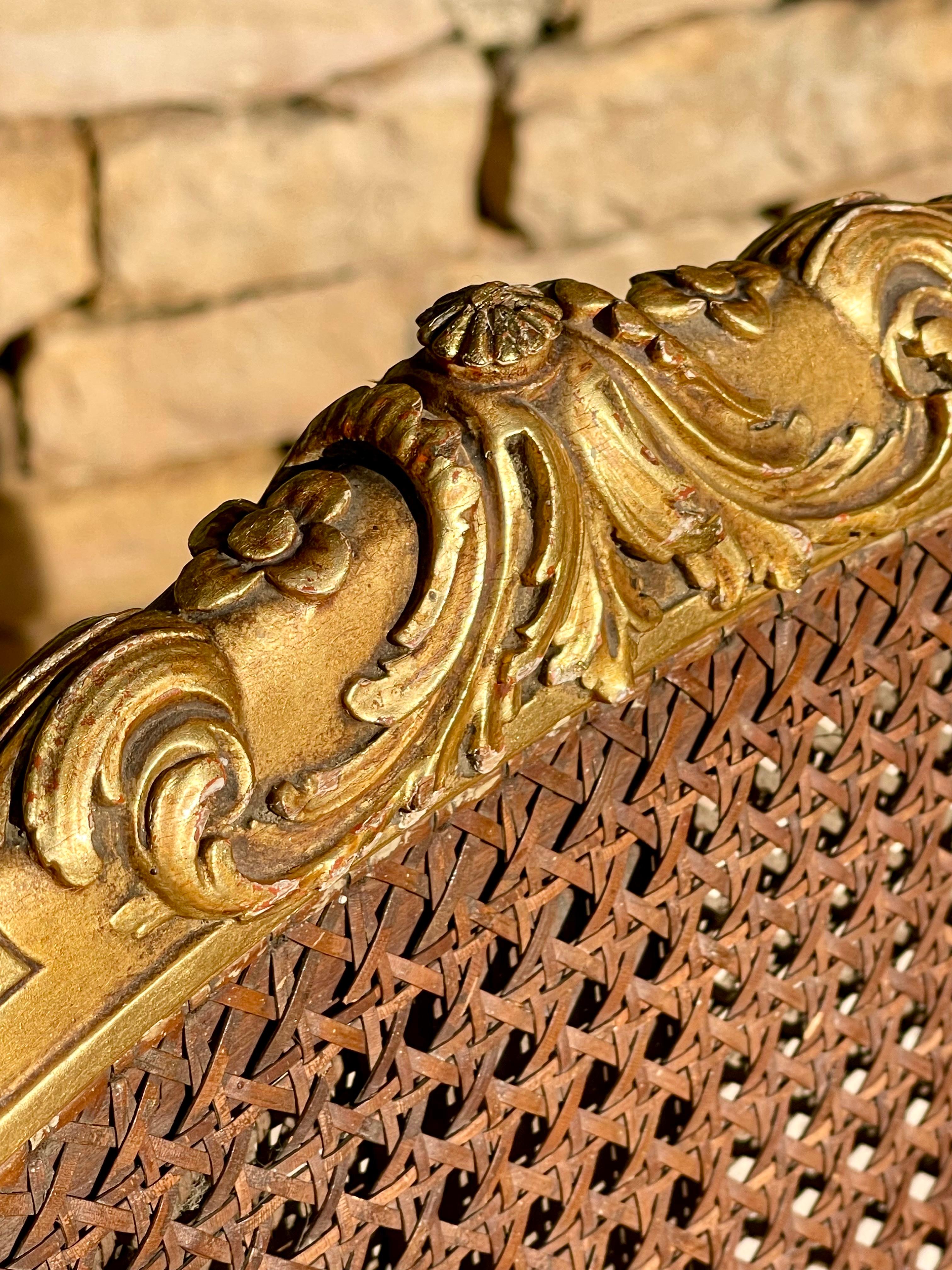 Louis XV Style Gilded Wood Bench en vente 11