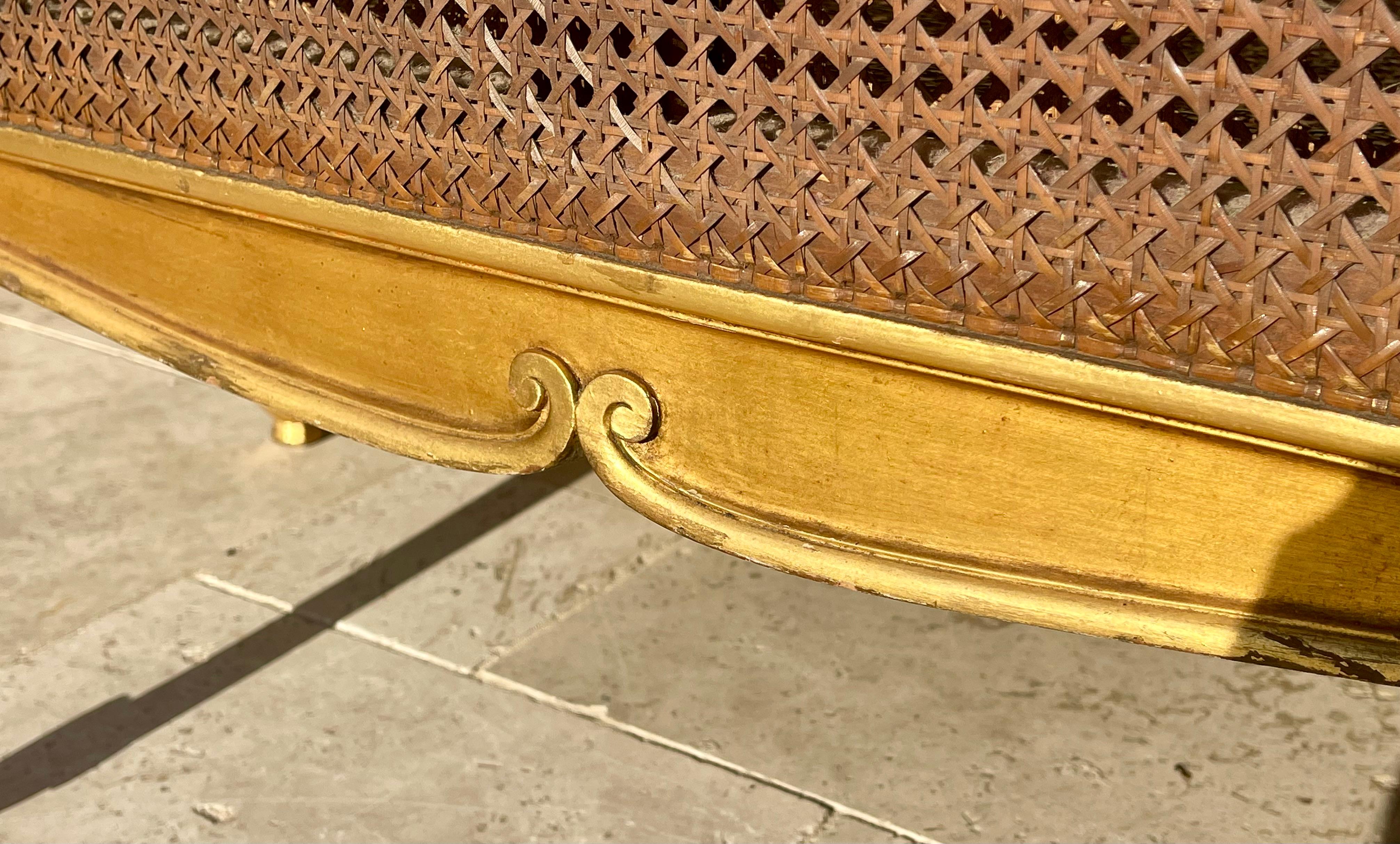 Louis XV Style Gilded Wood Bench en vente 2