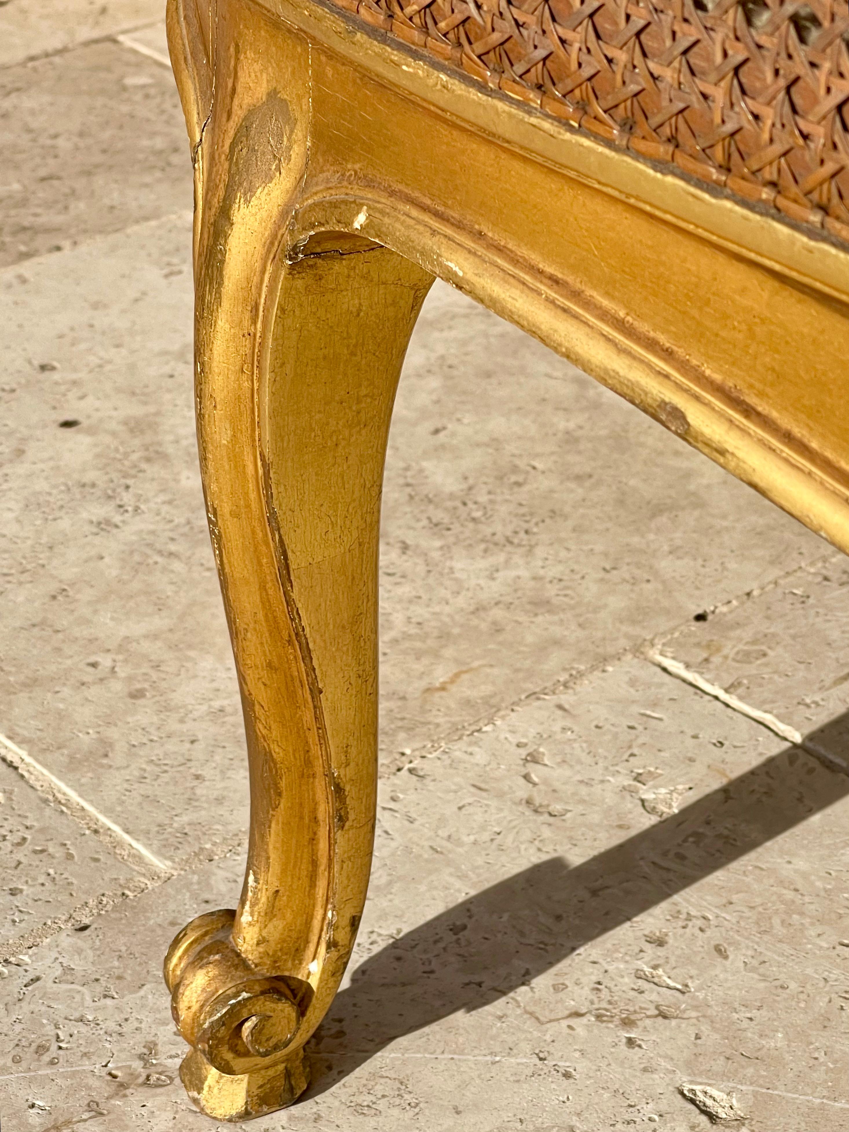 Louis XV Style Gilded Wood Bench en vente 3