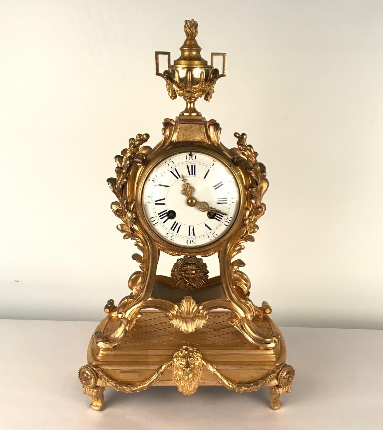 Belle Époque Louis XV Style Gilt Bronze and Crystal Mantel Clock Garniture For Sale