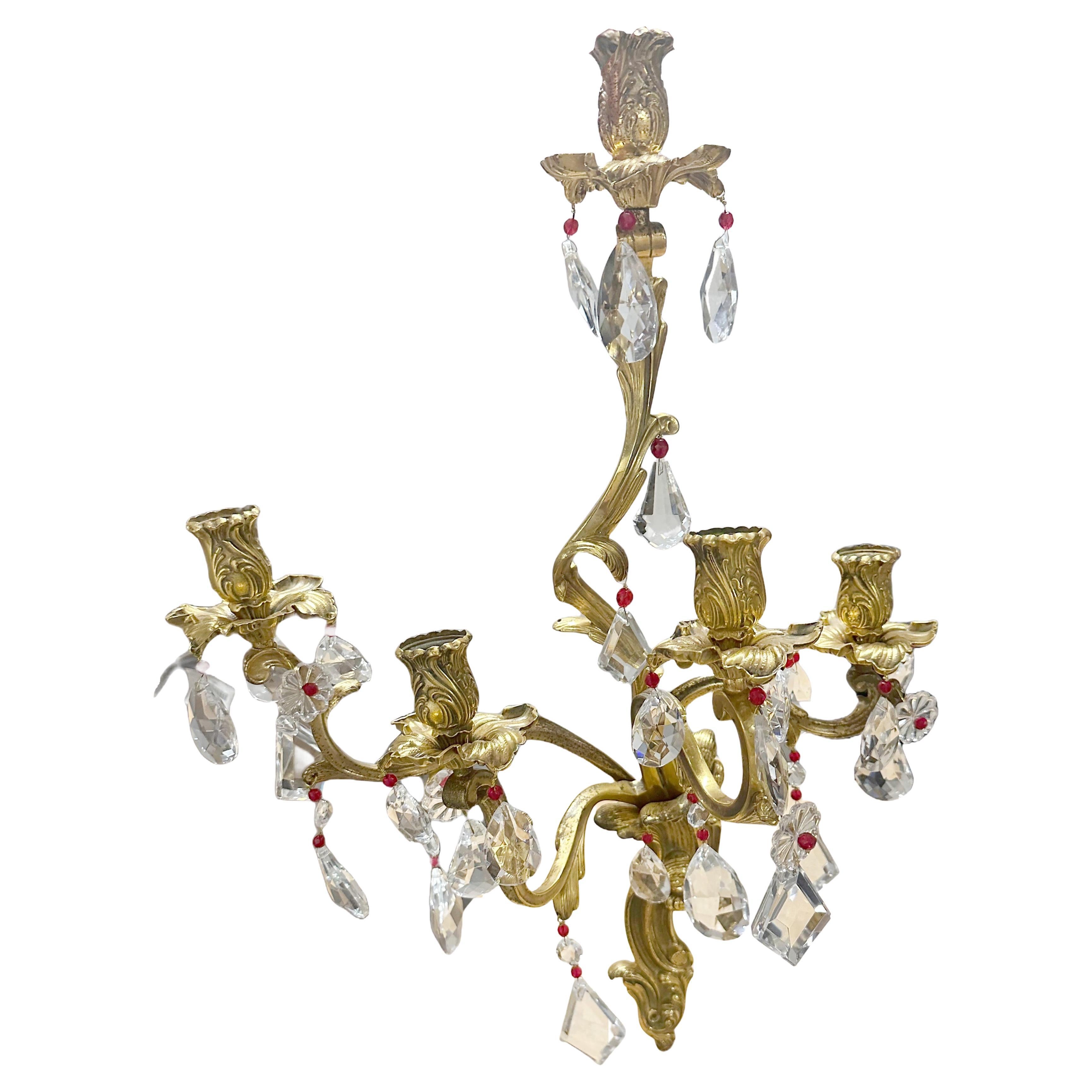 Lámpara de bronce dorado y cristal estilo Luis XV