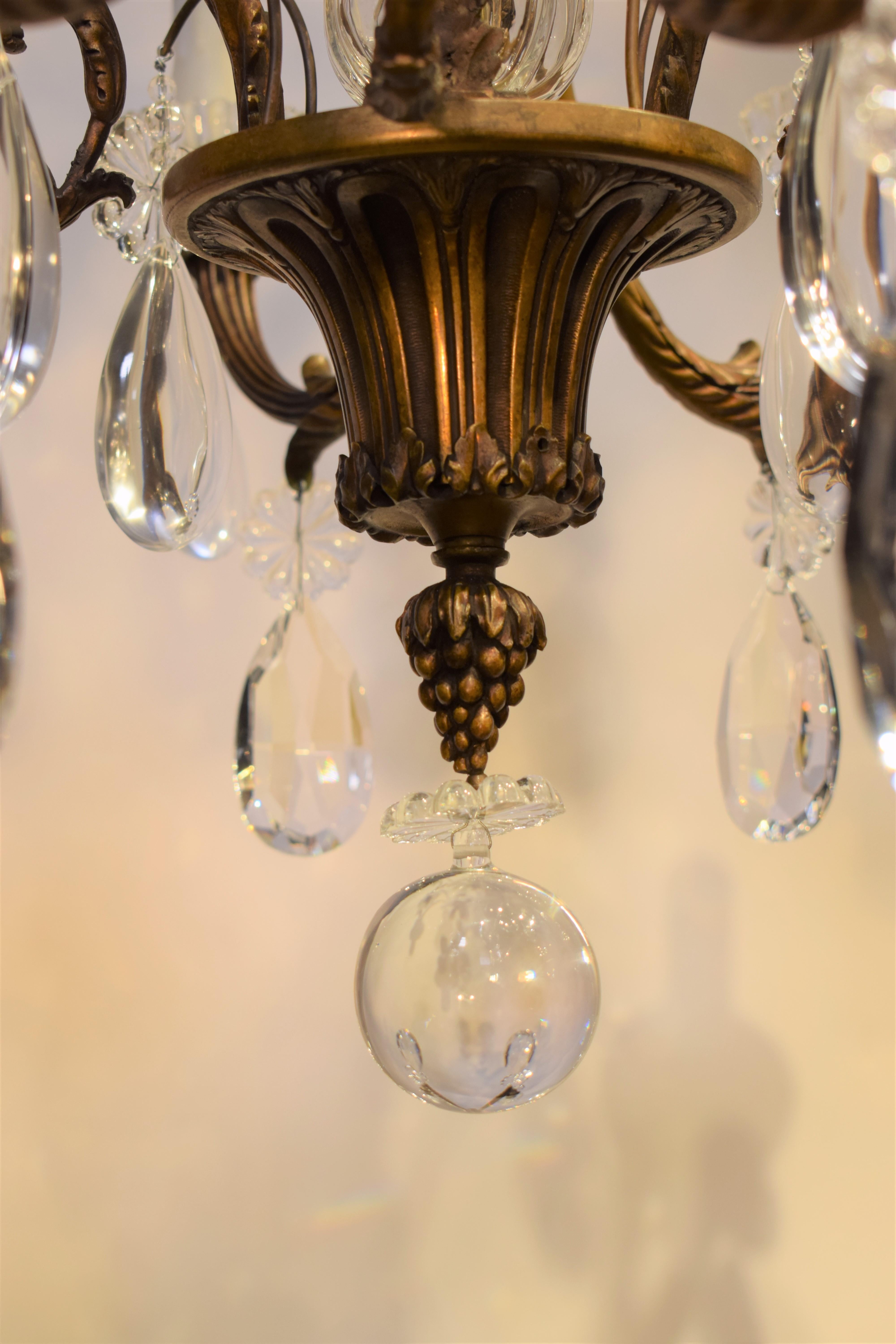 Louis XV Style Gilt Bronze & Crystal Chandelier For Sale 1