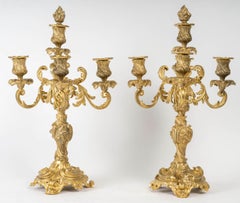 Juego de Mantel de Bronce Dorado Estilo Luis XV, Siglo XIX.