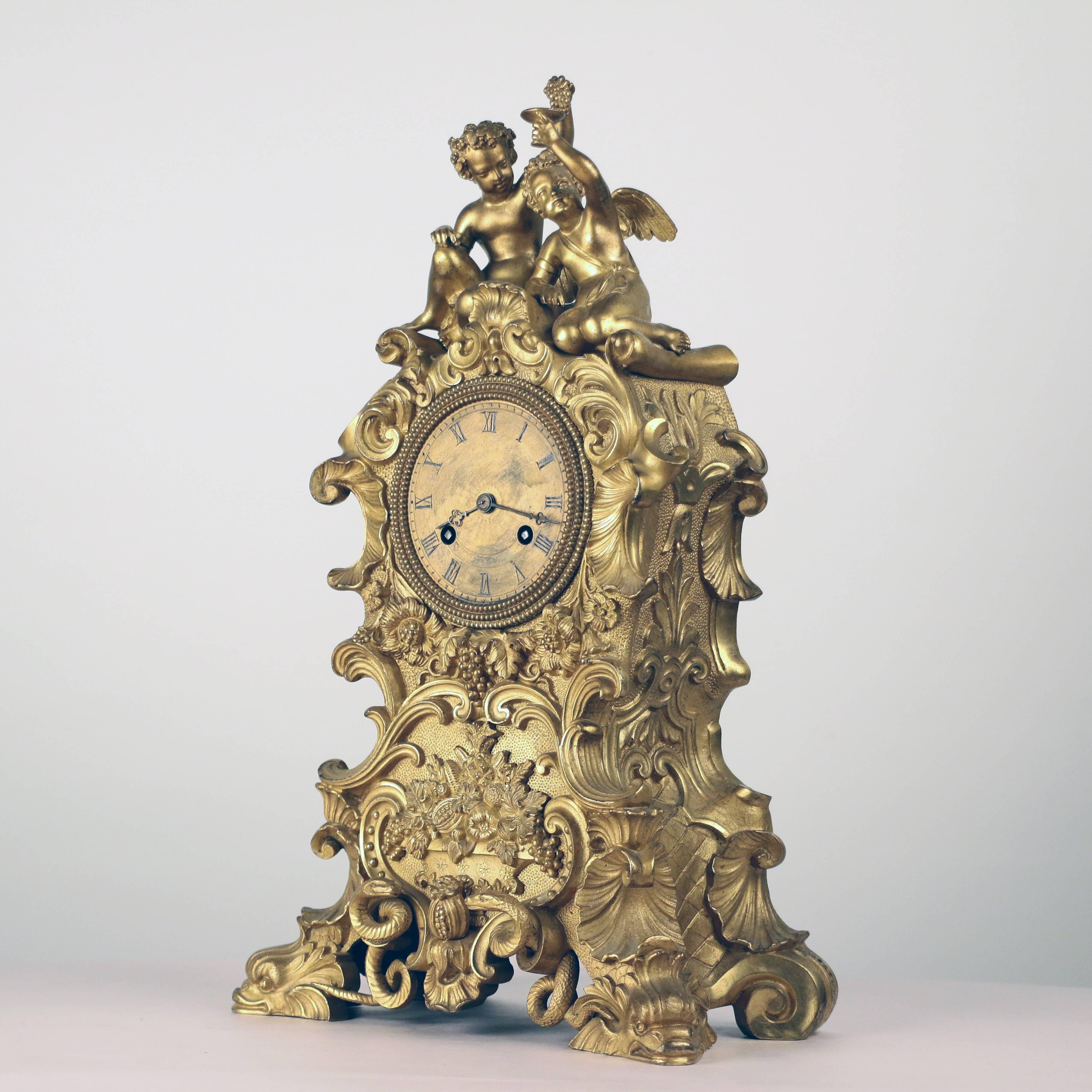 Louis XV Style Gilt Bronze Mantle Clock in the Rocco Taste In Good Condition For Sale In Montreal, QC