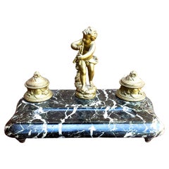 Doppelt-Tintenfass aus vergoldeter Bronze im Louis-XV-Stil mit schwarzem Marmorbeschlägen