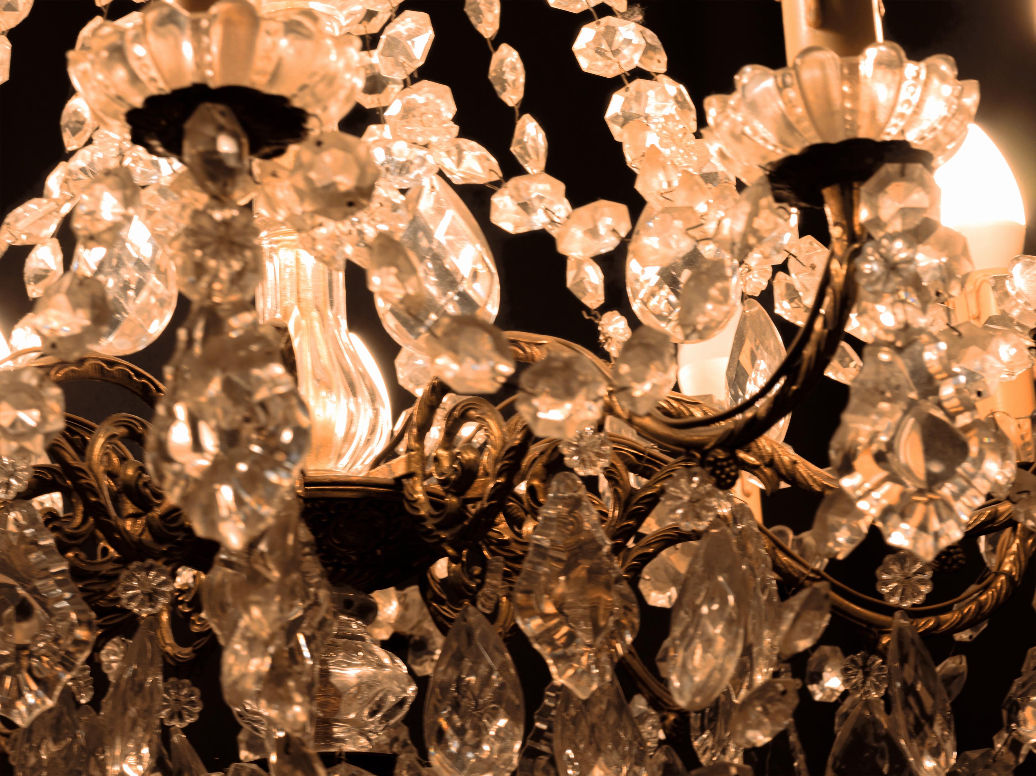 Louis XV Style Gilt Bronze 10 Arms Chandelier, 20th Century In Good Condition For Sale In Lisbon, PT