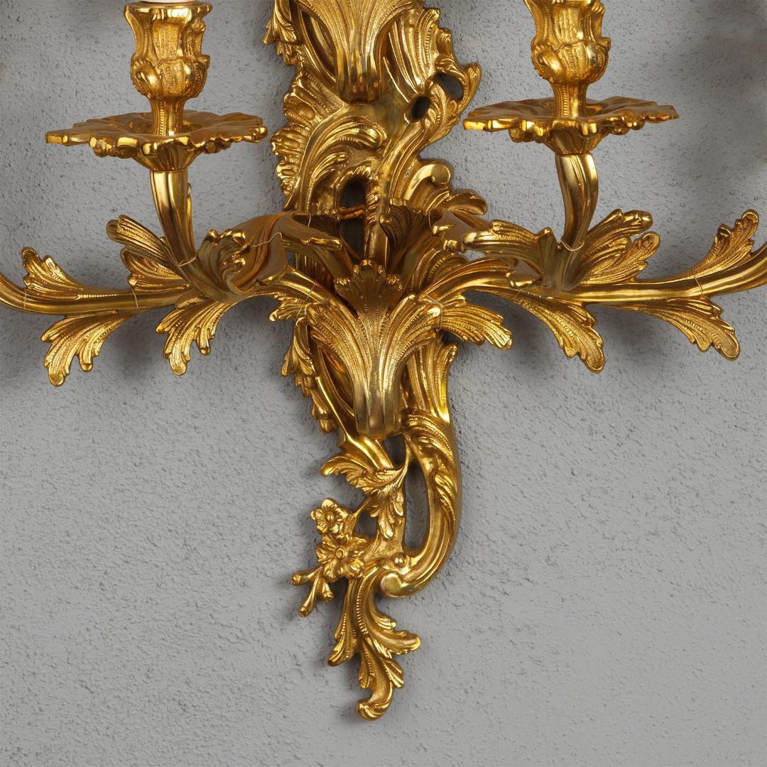 Aplique de pared de bronce dorado estilo Luis XV de Gherardo Degli Albizzi Dorado en venta