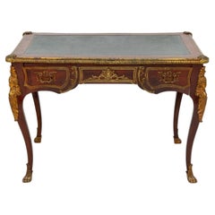 Bureau Plat de Madera de Rey y Metal Dorado Estilo Luis XV