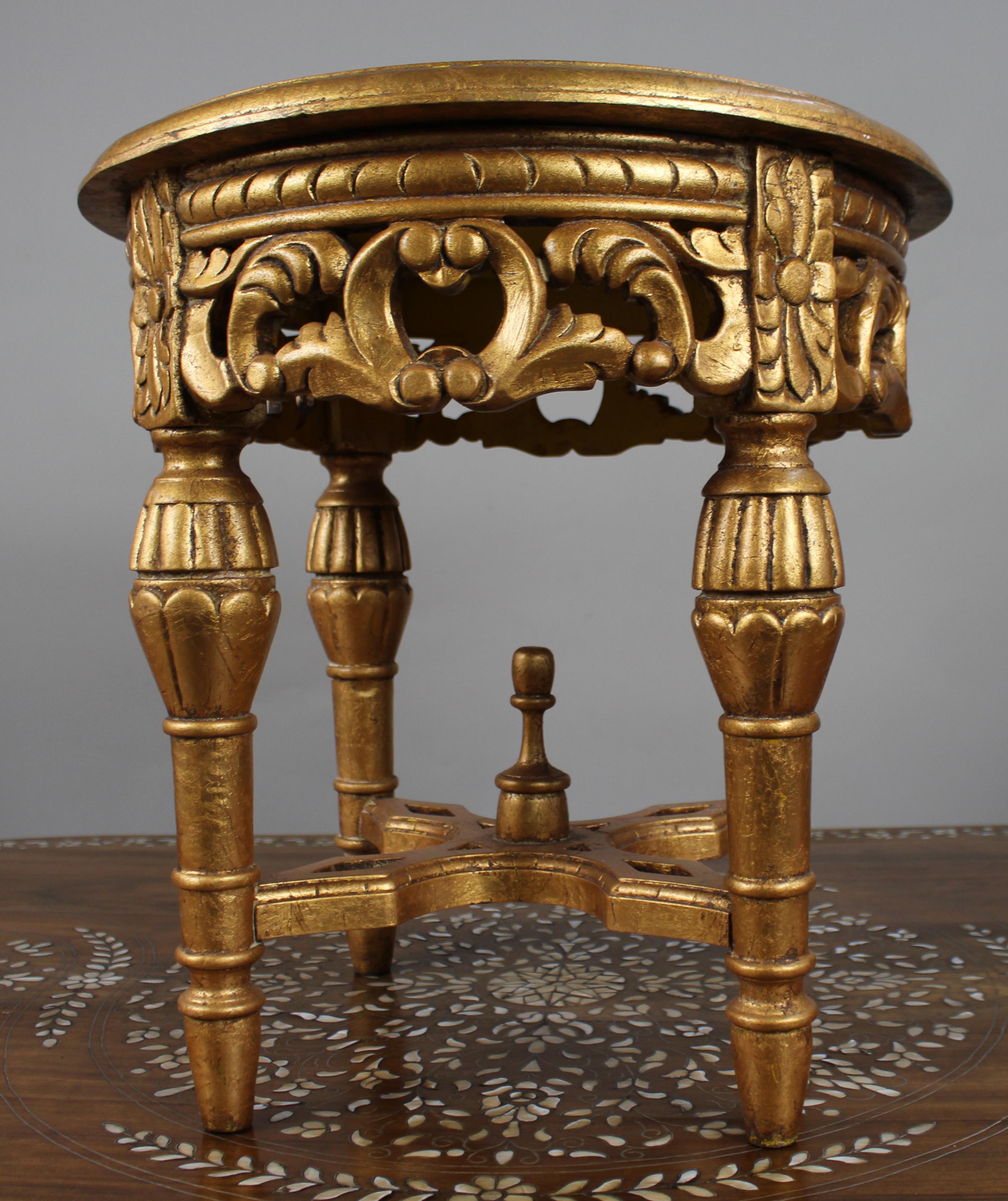 Louis XV Style Giltwood and Rouge Marble Lamp Table For Sale 4