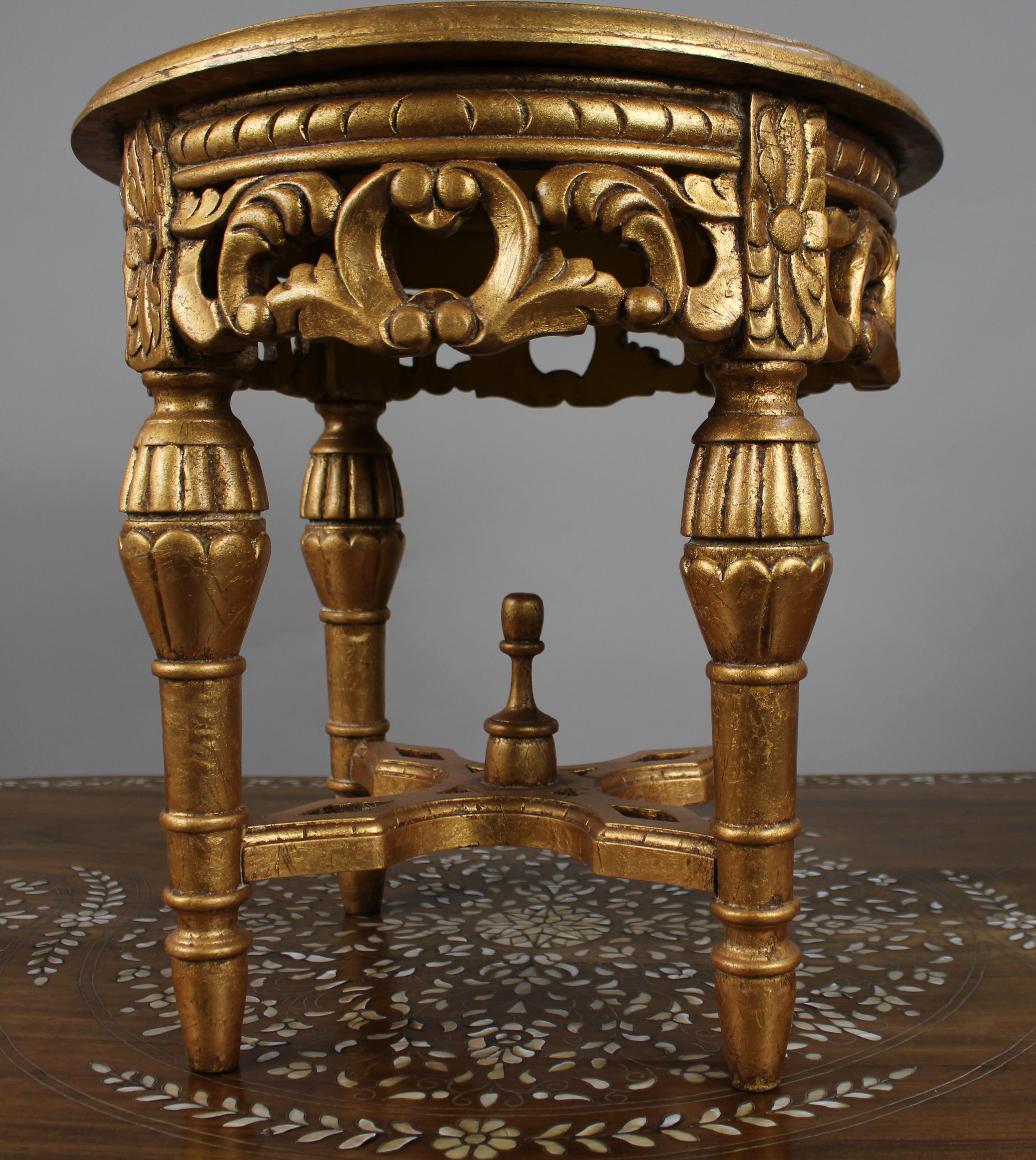 Louis XV Style Giltwood and Rouge Marble Lamp Table For Sale 5