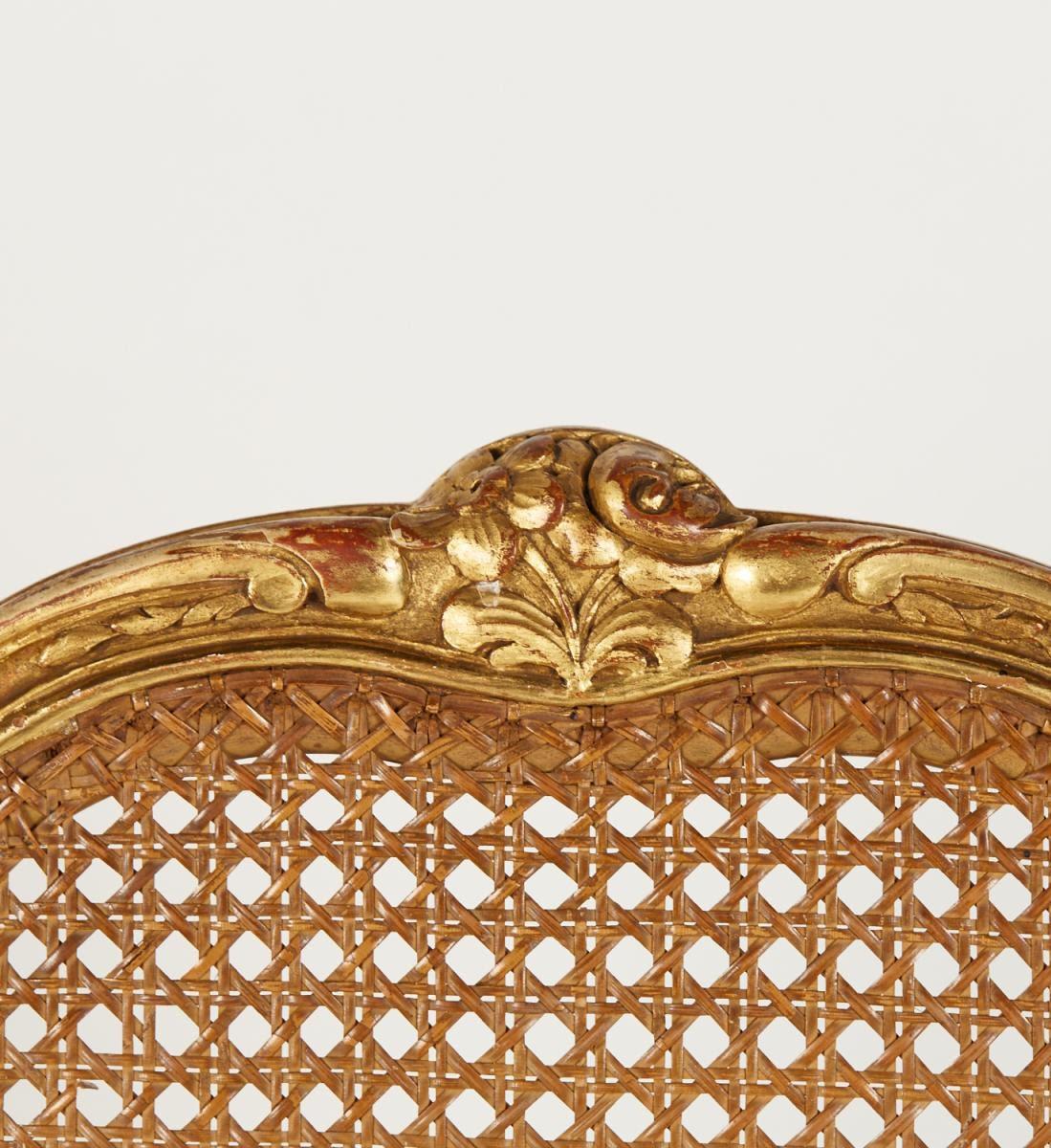 XIXe siècle Chaise en bois doré de style Louis XV, 19e siècle. en vente