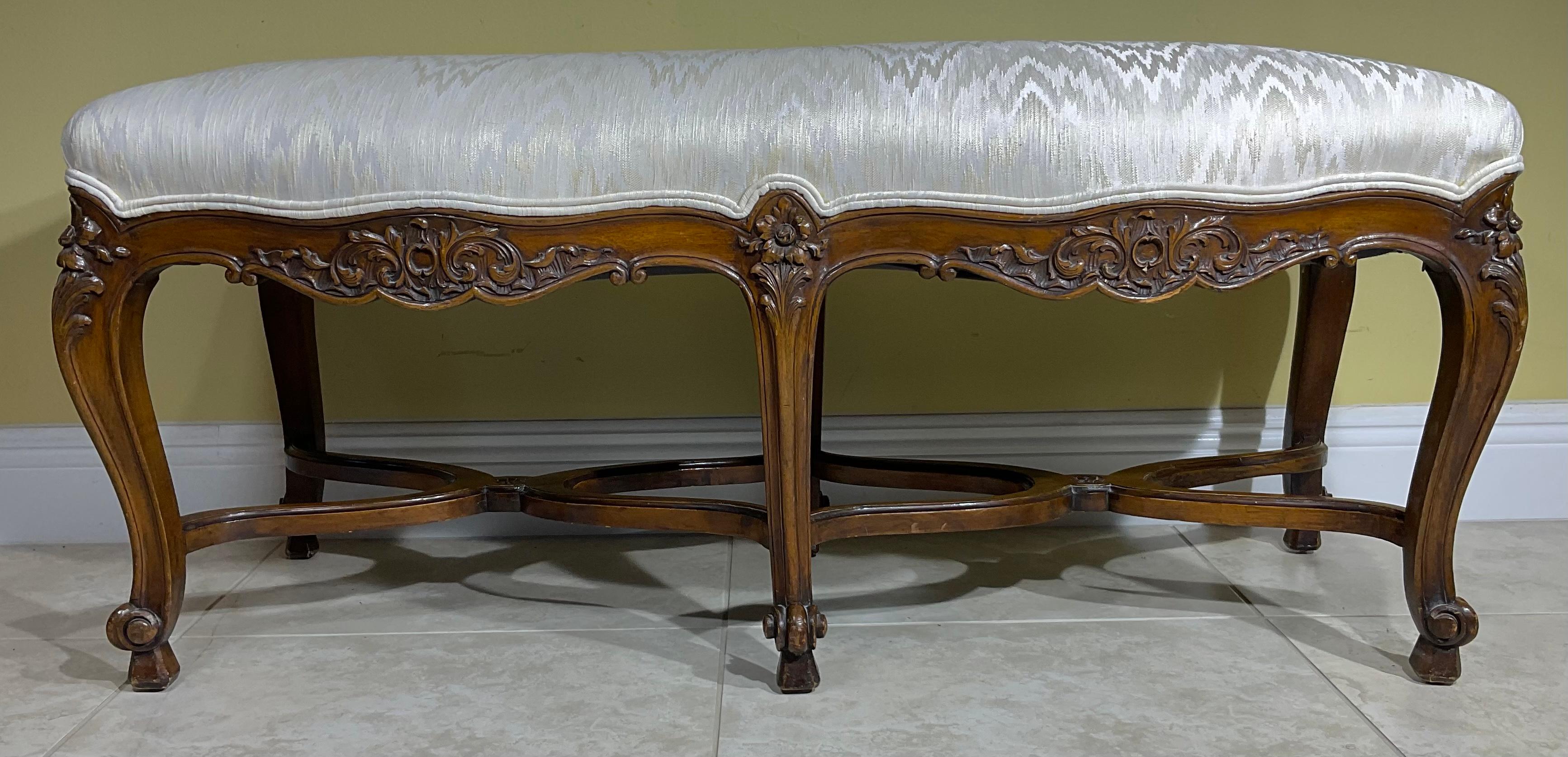 Louis XV Style, Giltwood Long Bench For Sale 4