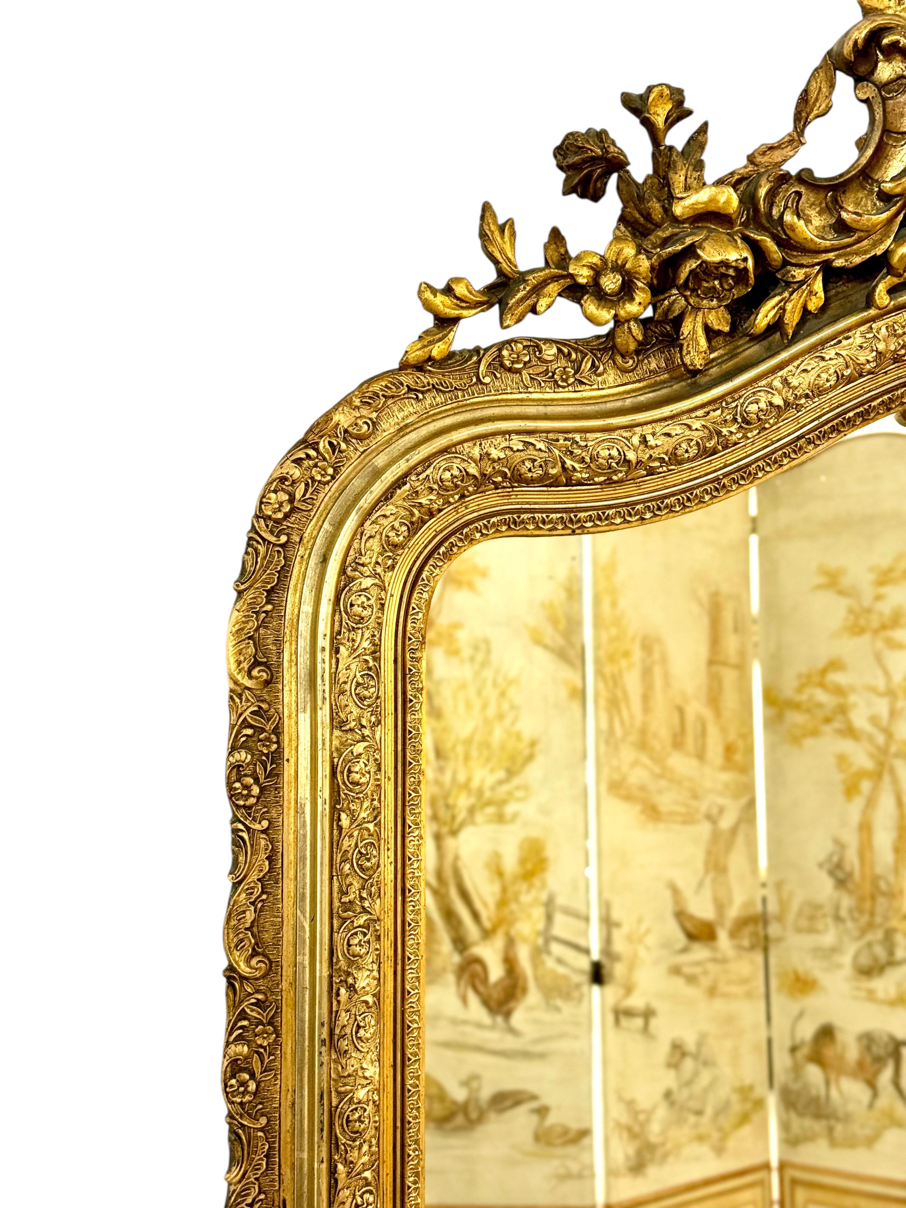 Louis XV Style Giltwood Mirror 19th Century For Sale 5