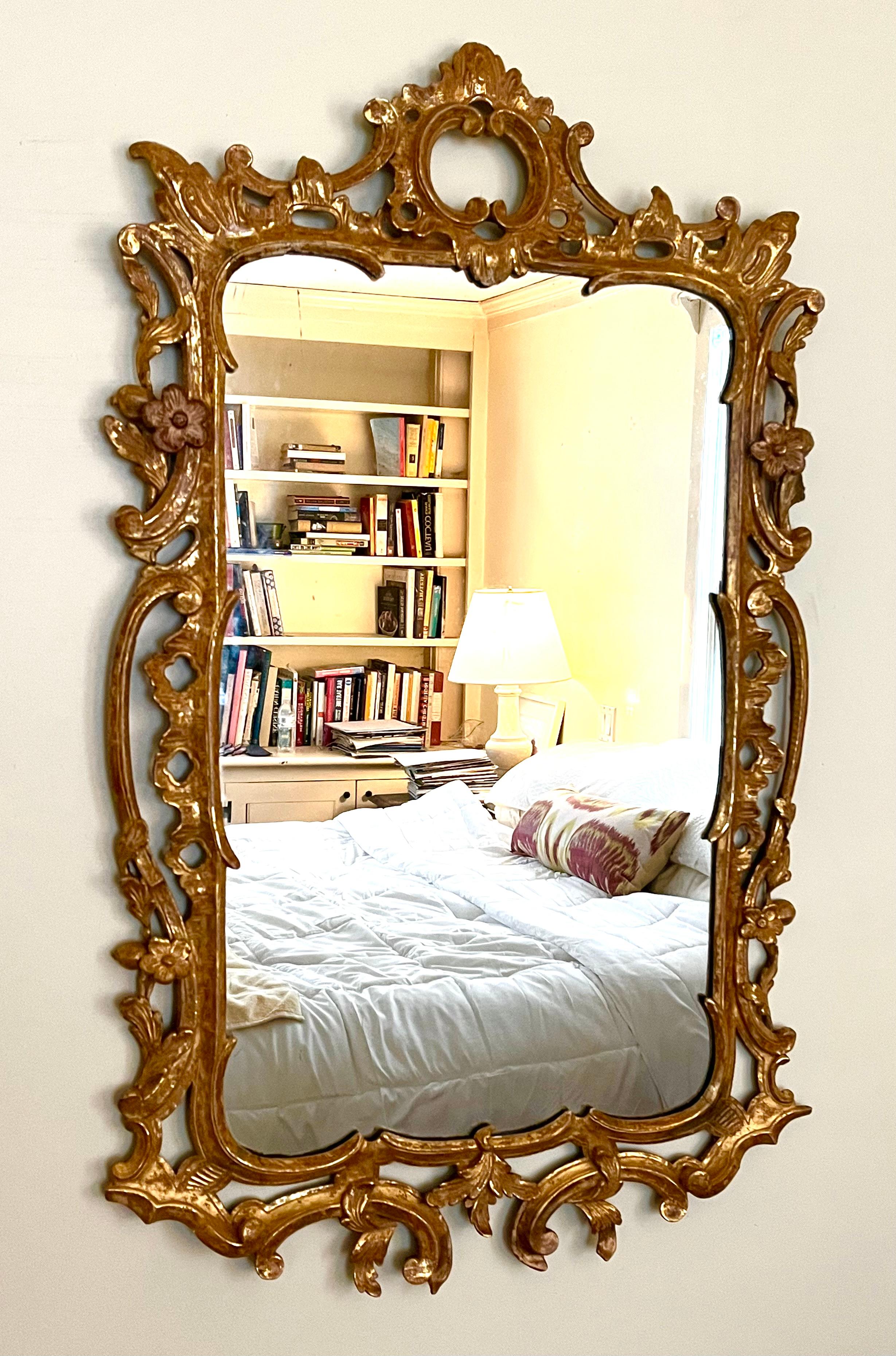 Louis XV Style Giltwood Mirror, 19th Century For Sale 3