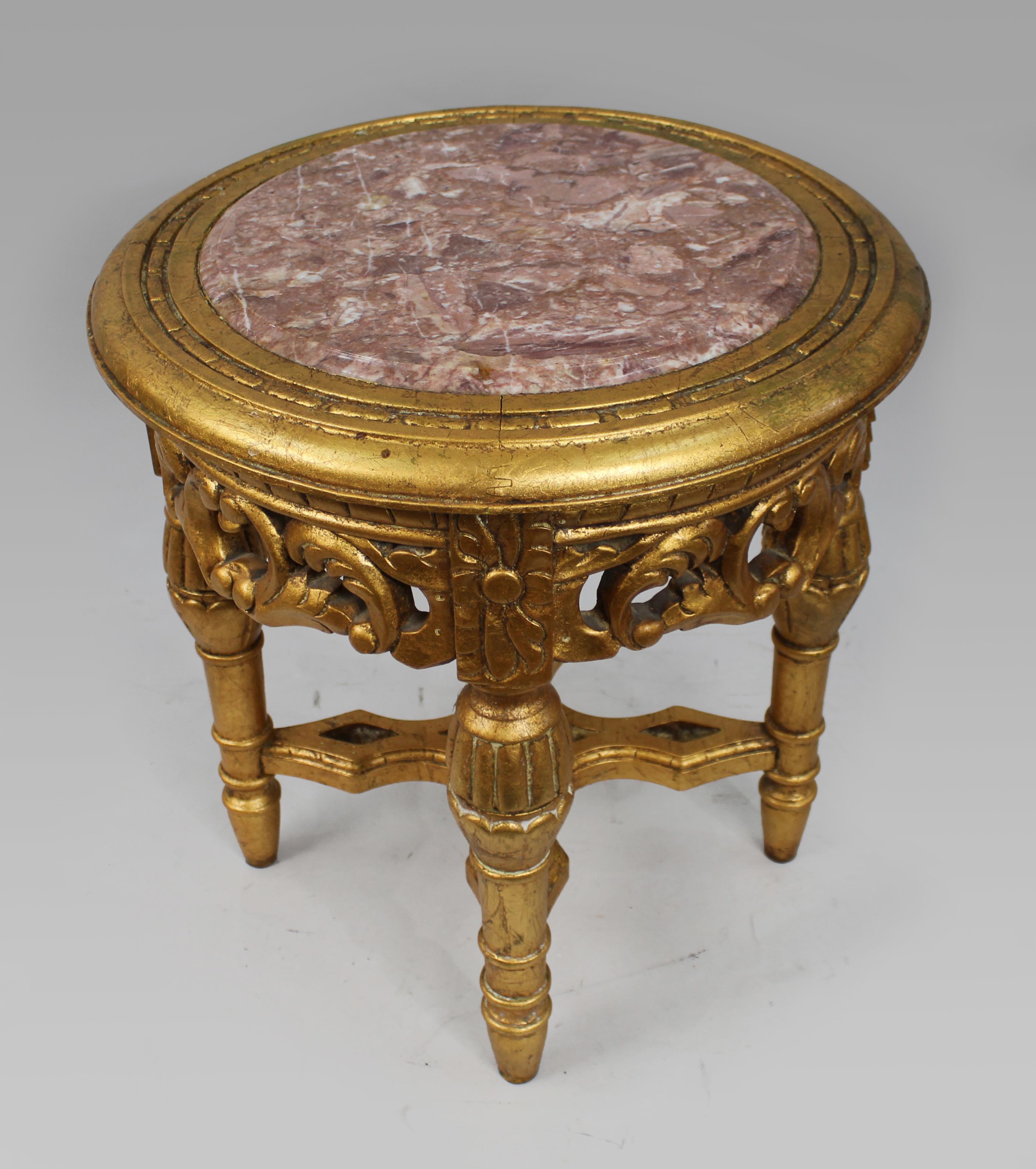 Louis XV Style Giltwood & Rouge Marble Lamp Table For Sale 2