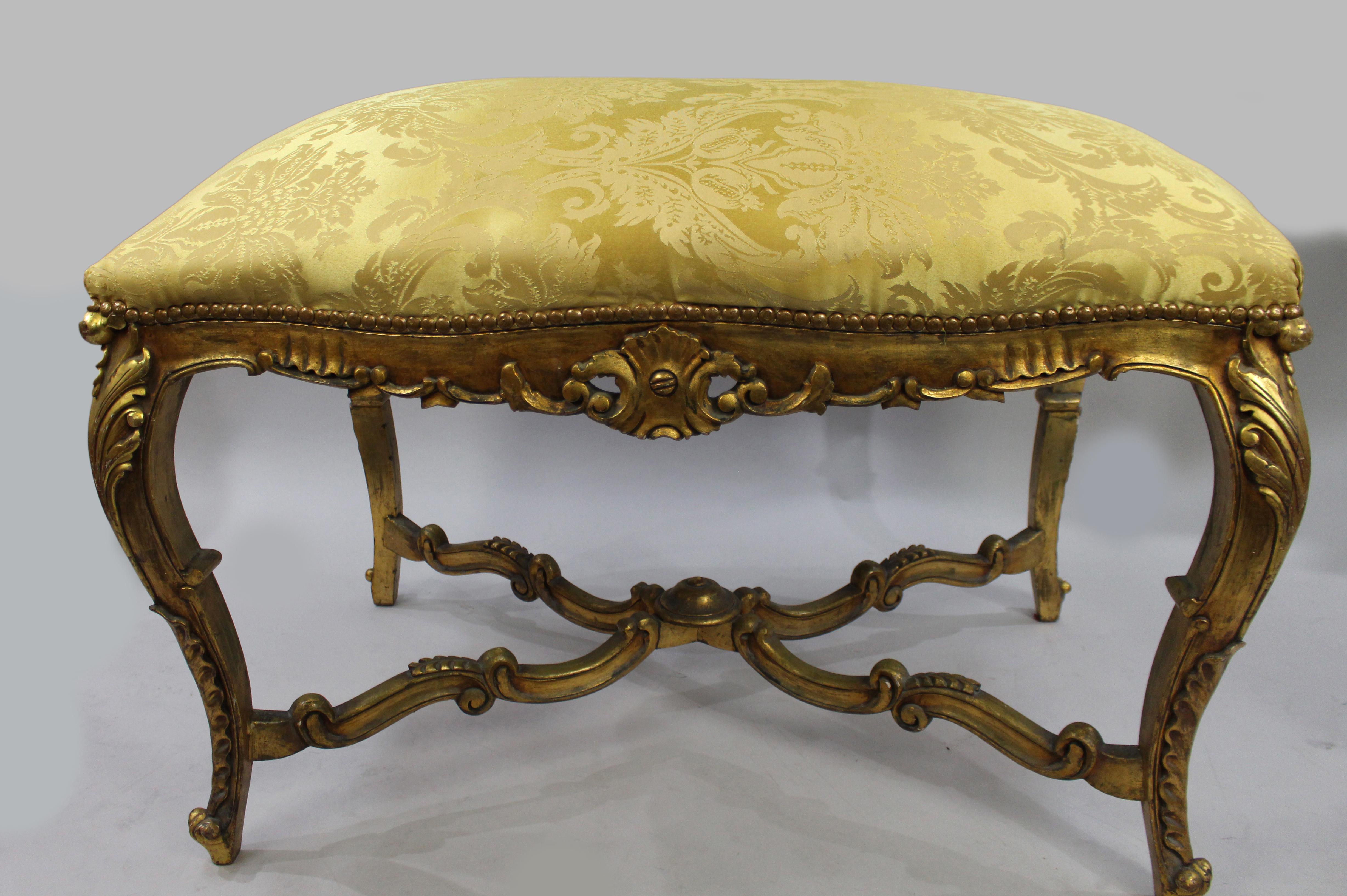 Louis XV Style Giltwood Upholstered Window Seat For Sale 1