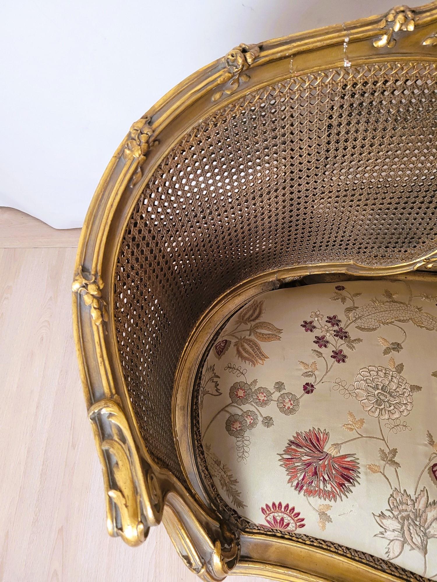 Bois Banc panier doré de style Louis XV, fin du 19ème siècle en vente