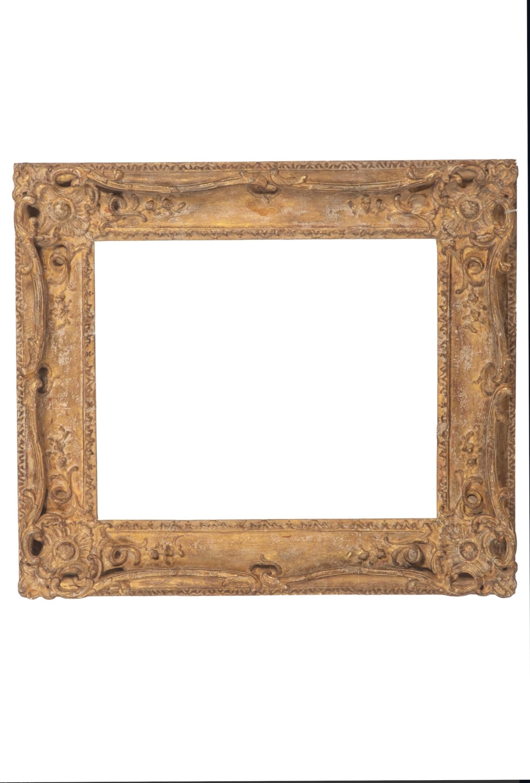 Miroir en bois doré sculpté à la main de style Louis XV en vente 5