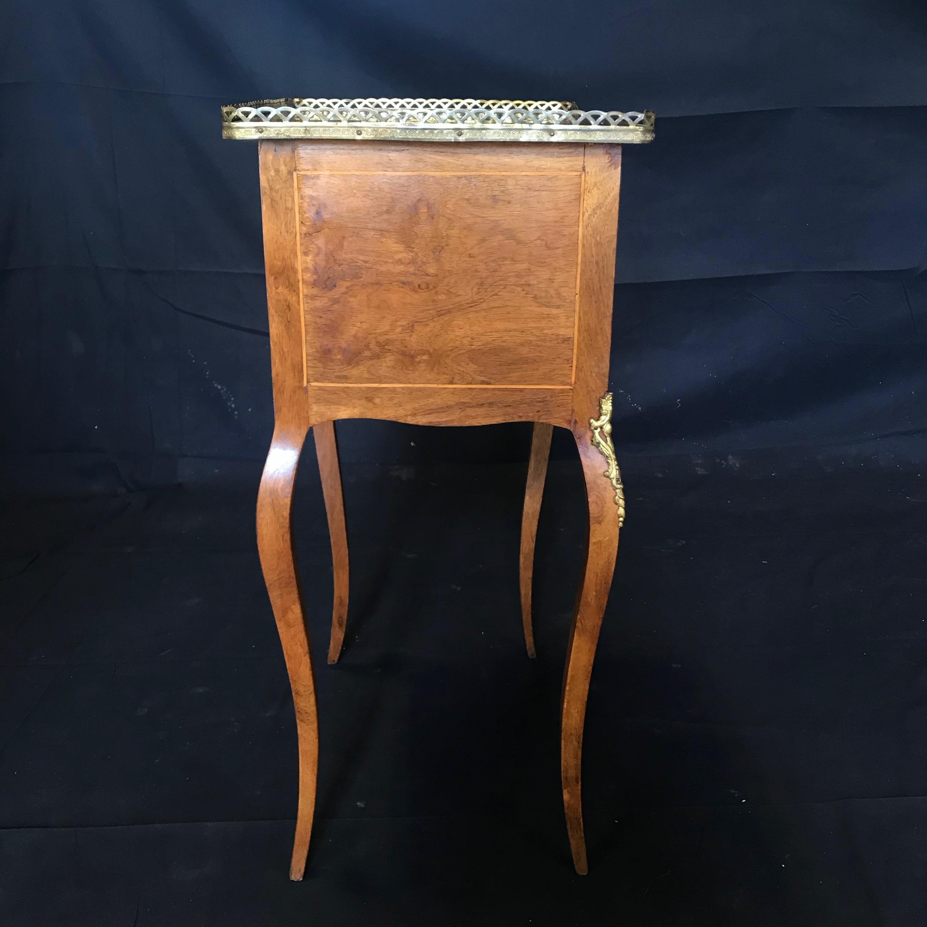 Louis XV Style Inlaid Nightstand or Side Table with Gold Fretwork 1