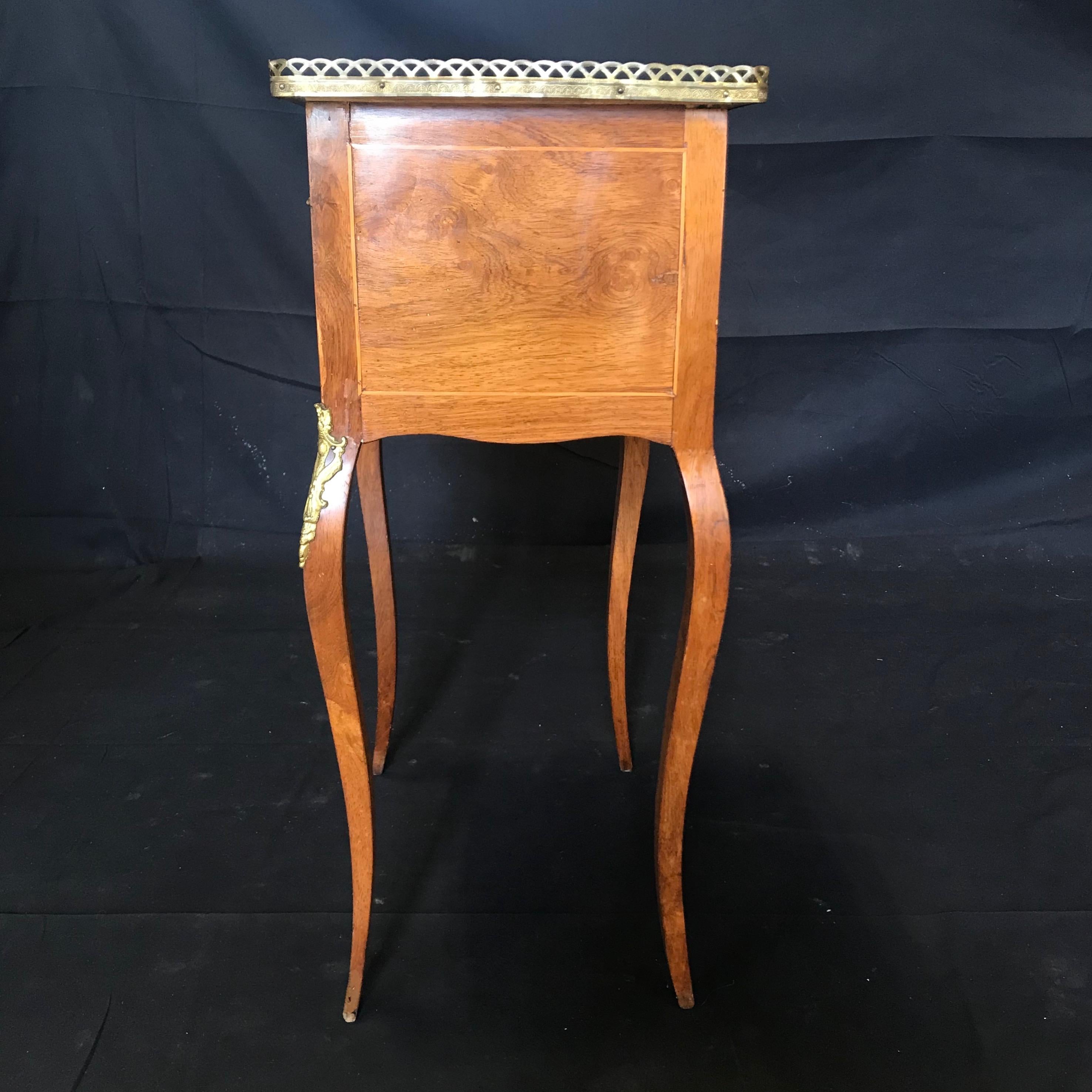 Louis XV Style Inlaid Nightstand or Side Table with Gold Fretwork 3