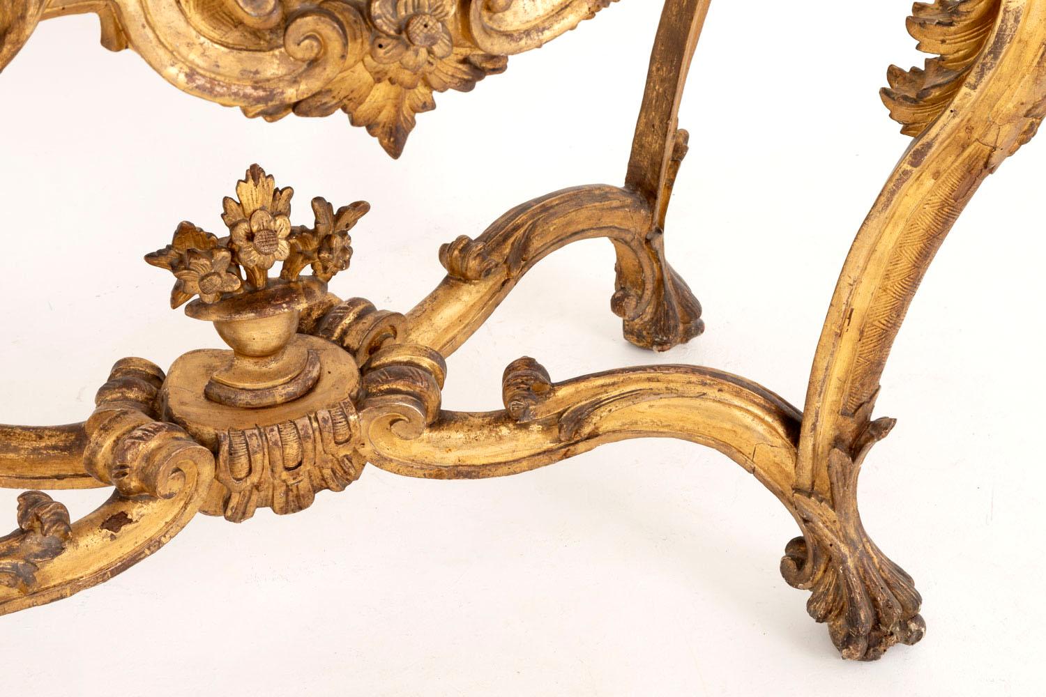 Louis XV Style Italian Console, Giltwood and Yellow Marble, 18th Century In Good Condition In Saint-Ouen, FR