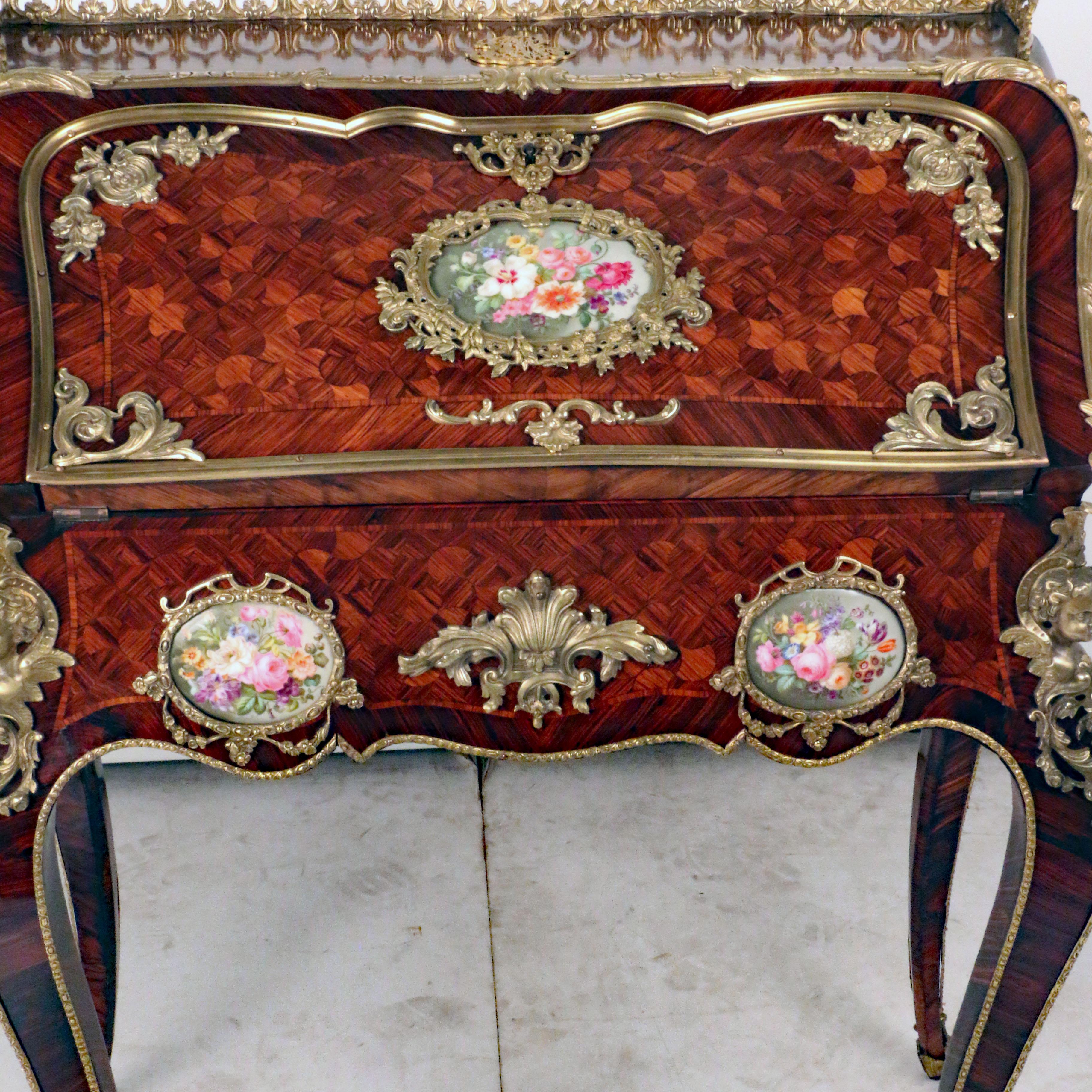 French Louis XV Style Kingwood Bureau de Dame by Alphonse Giroux et Cie For Sale