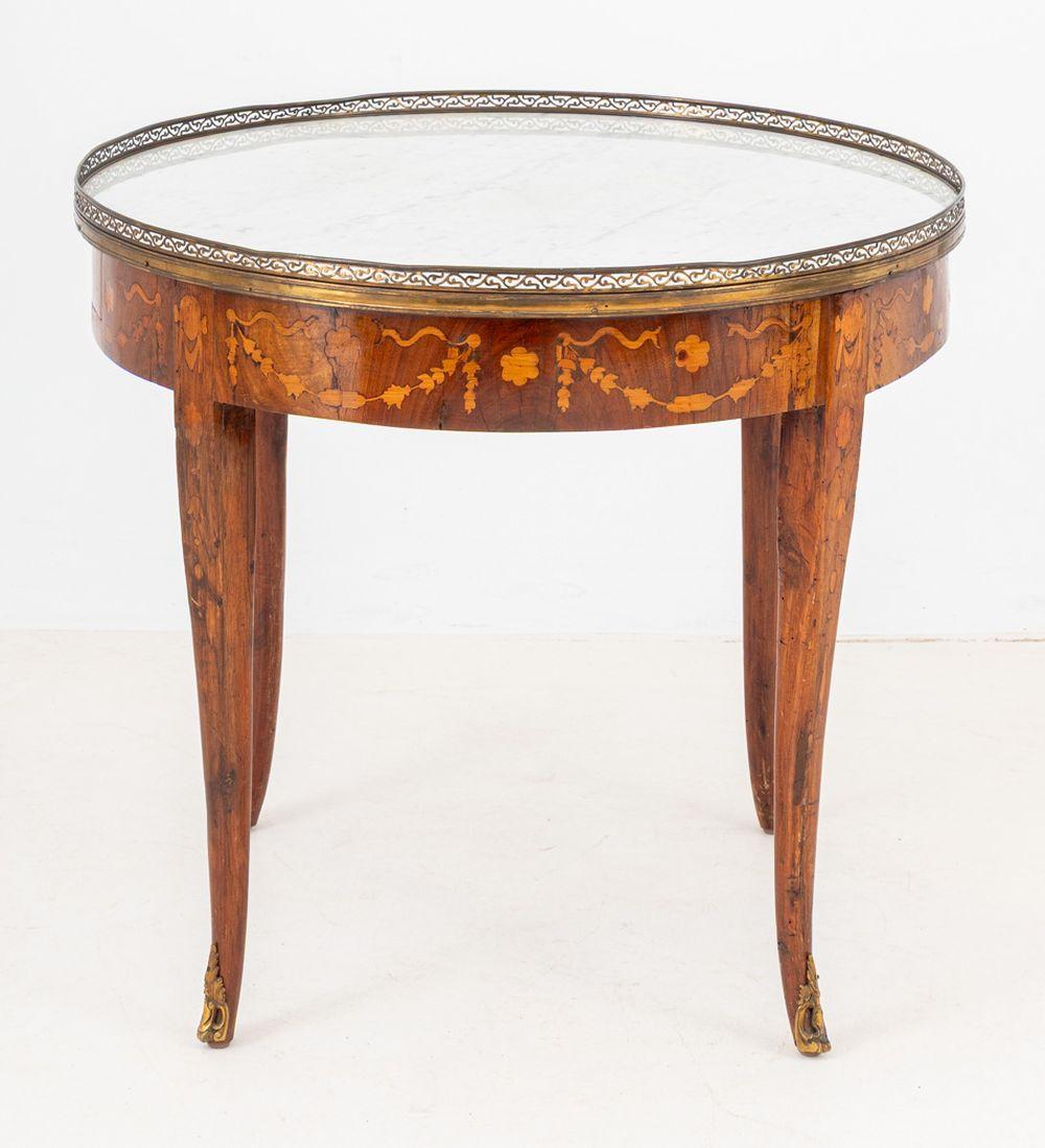 Louis XV Style Kingwood Marquetry Bouillotte Table Bon état - En vente à Astoria, NY