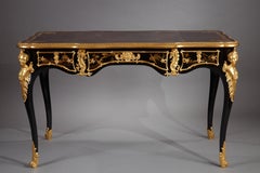 Flacher Schreibtisch aus lackiertem Holz im Louis-XV-Stil von A.E. Beurdeley, Frankreich, um 1890