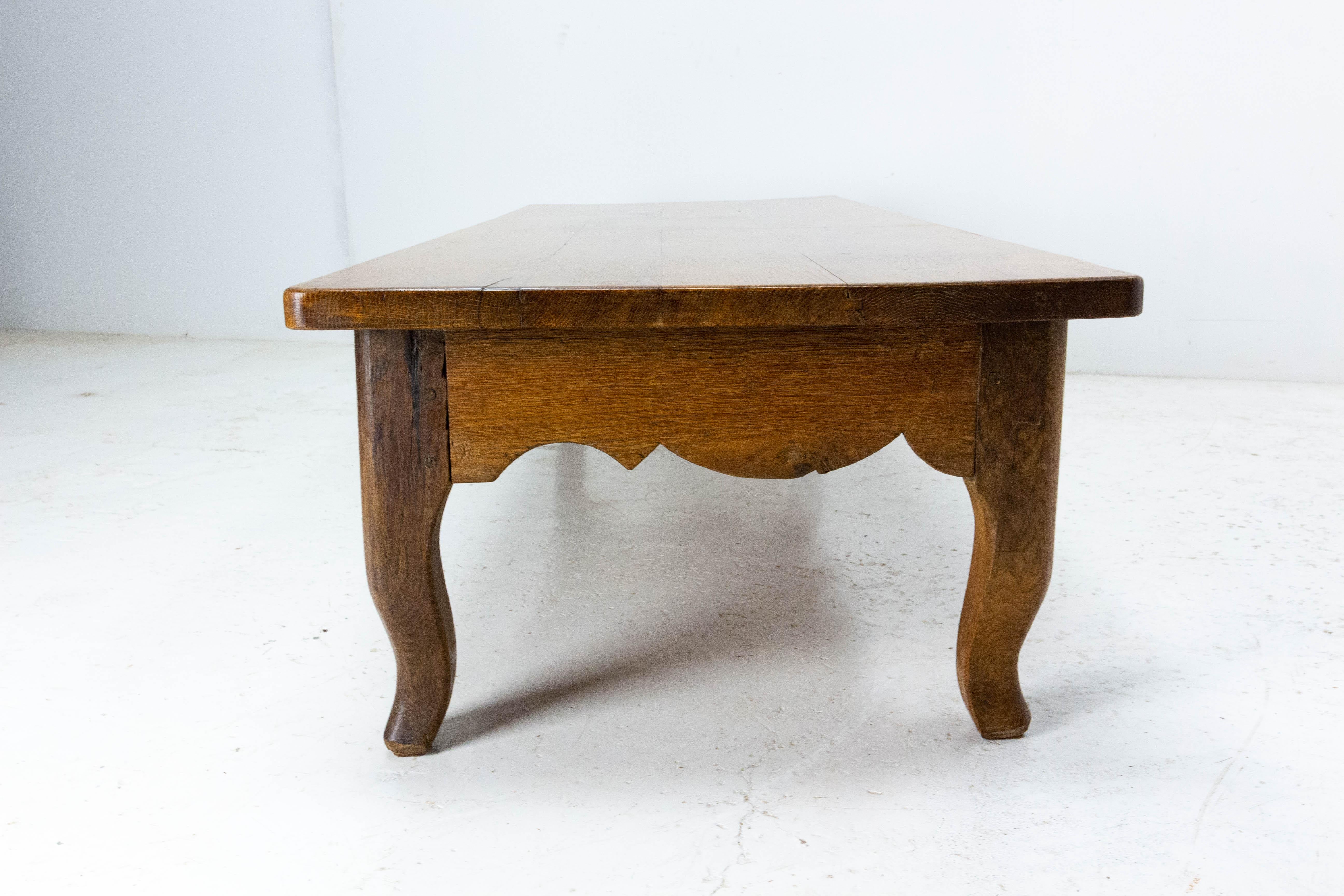 Louis XV Style Large Coffee Table, massive oak, circa 1970 For Sale 2